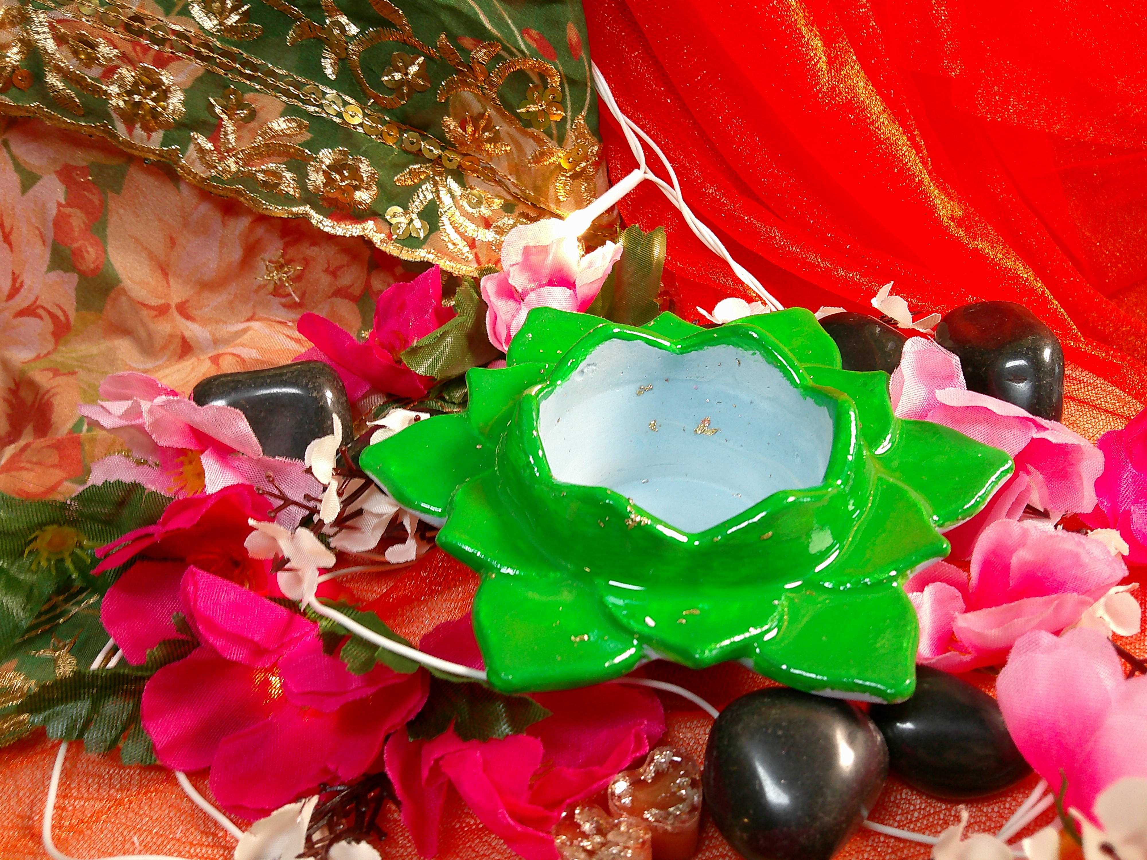 Green Lotus-Shaped Lamp(Diya)