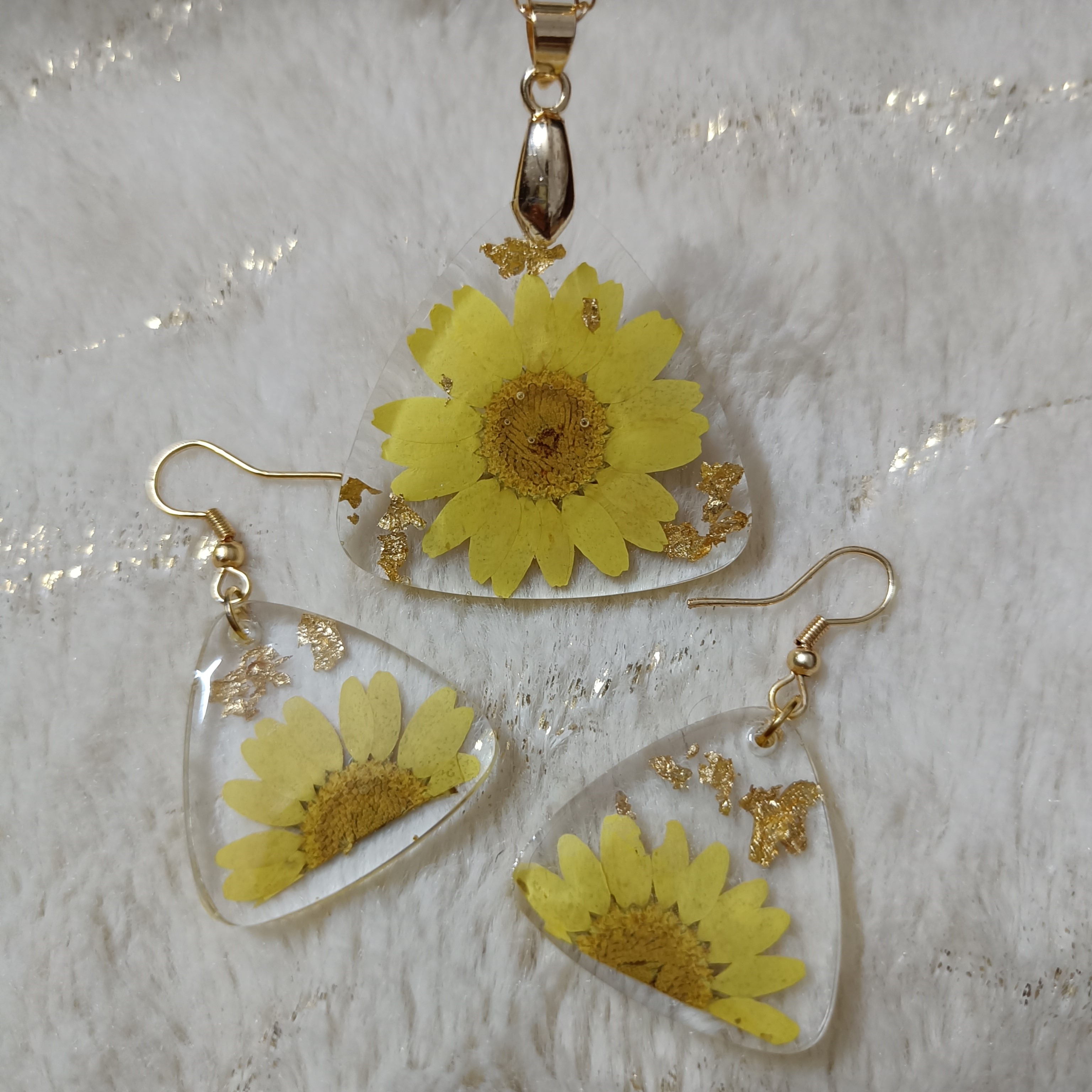 Handmade Flower Resin Jewelry Set