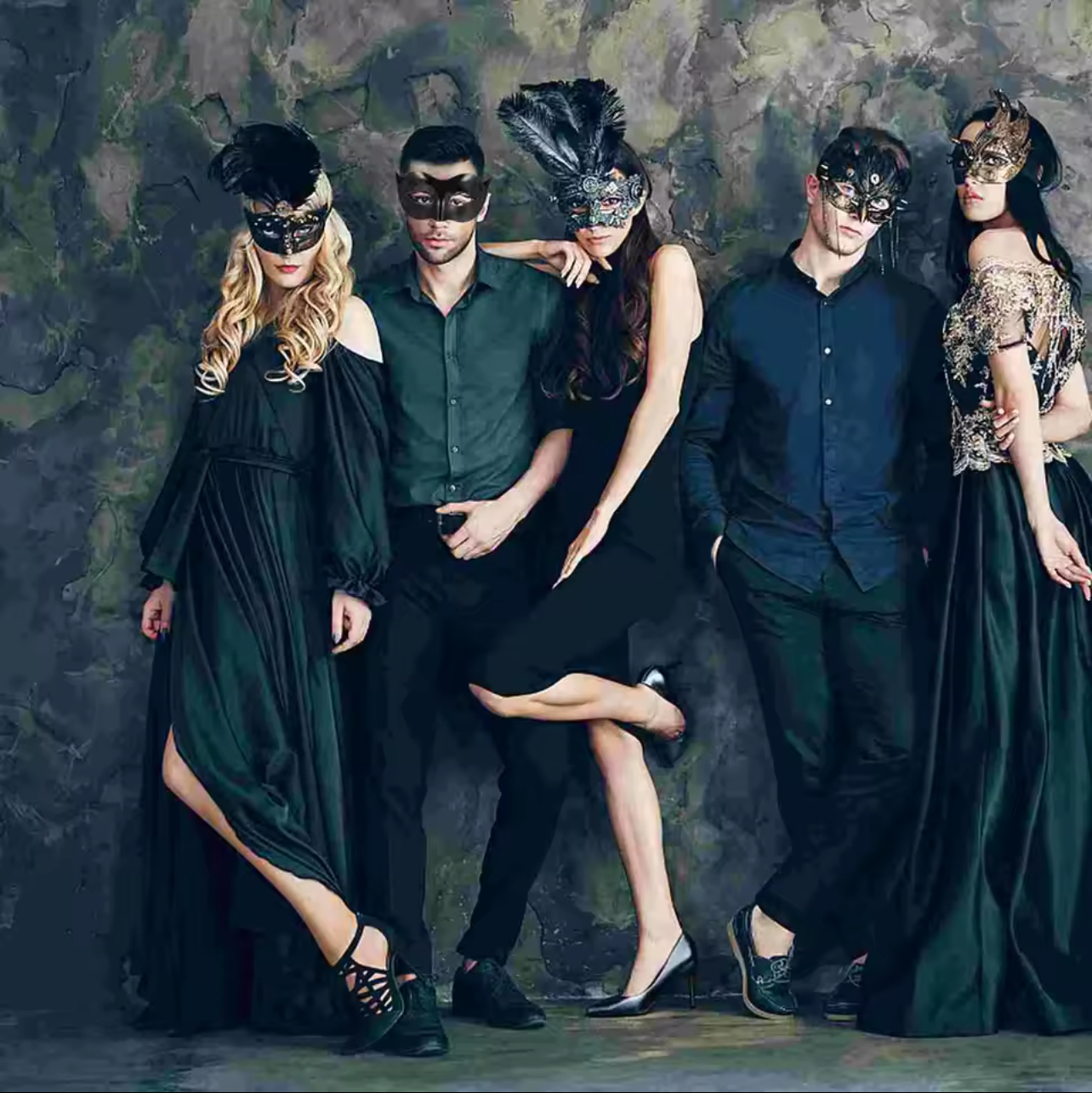 Elegant Black Masquerade Mask