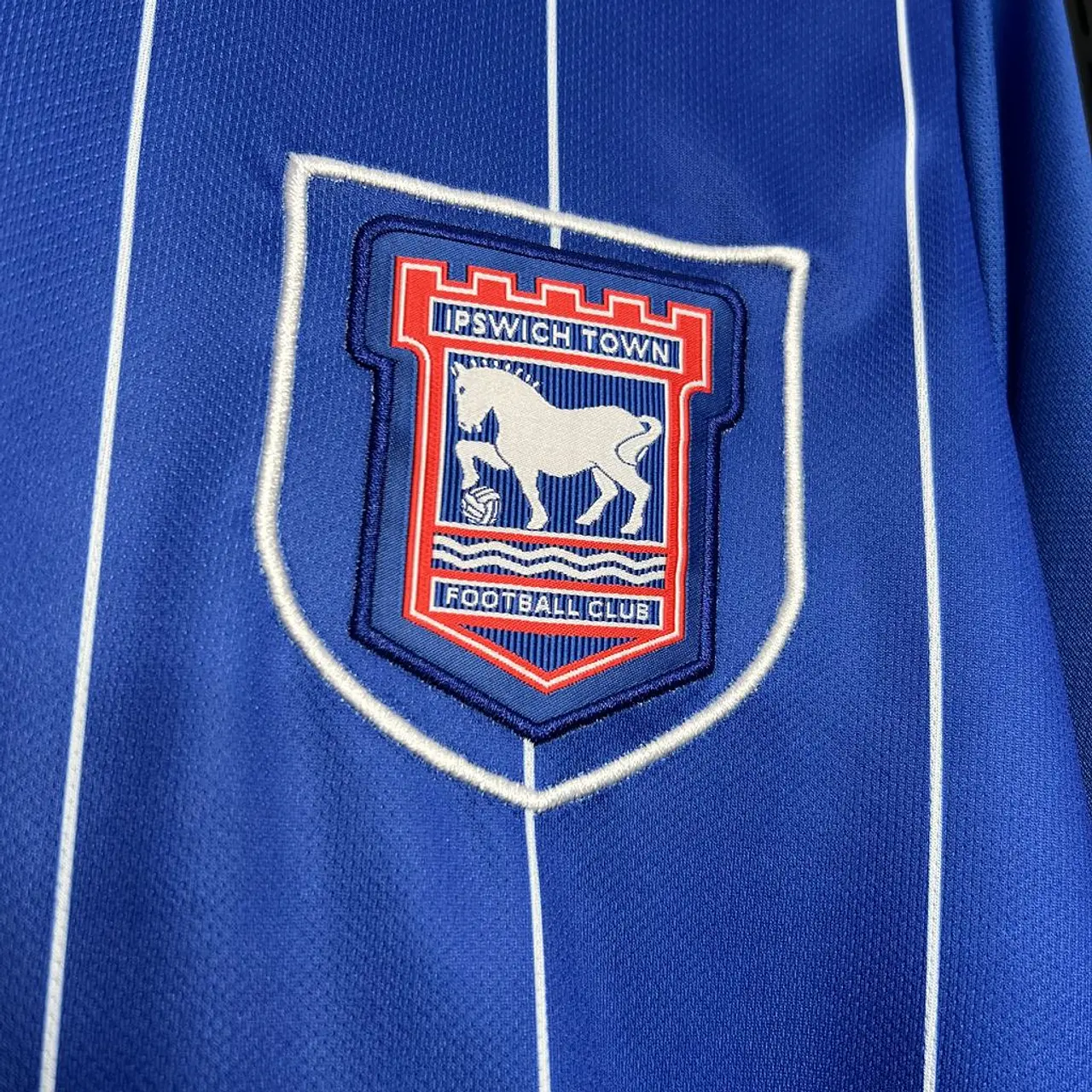 Camisola Principal do Ipswich Town 2024/2025