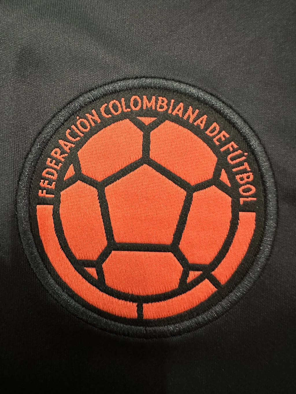 ☕ COLOMBIA AWAY 2024 – "Black Phoenix"