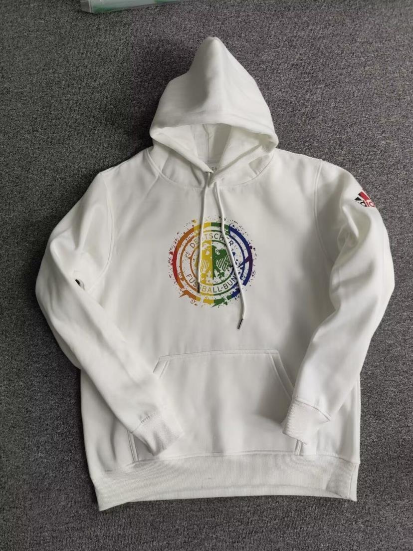 🧥 Hoodie de Entrenamiento — Selección de Alemania (adidas)