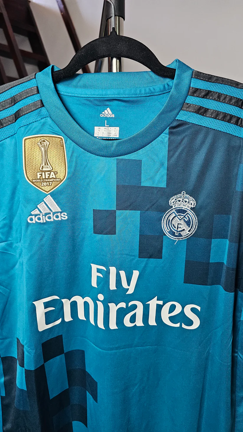 Real Madrid 17/18 Visitante