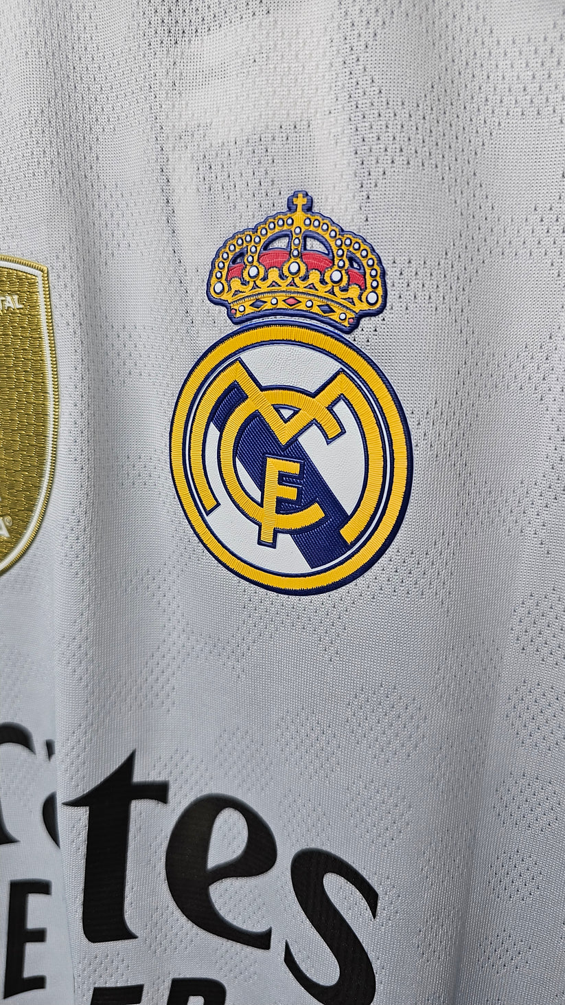 Real Madrid 2025/26 – Primera Equipación (Casa).