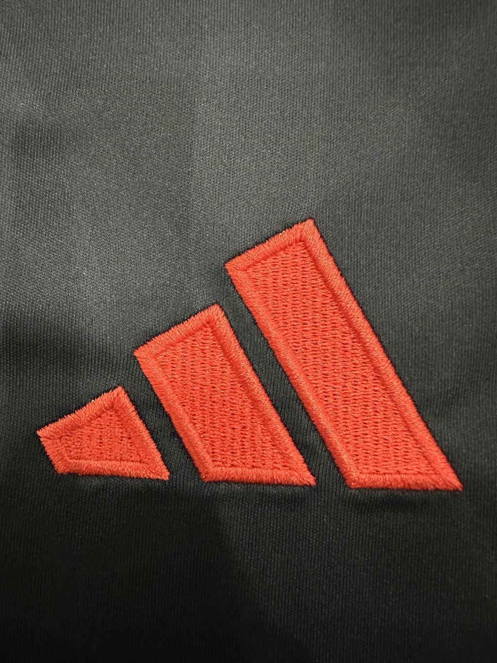 ☕ COLOMBIA AWAY 2024 – "Black Phoenix"