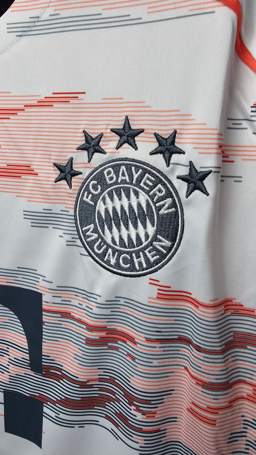 Bayern Múnich Away 25/26