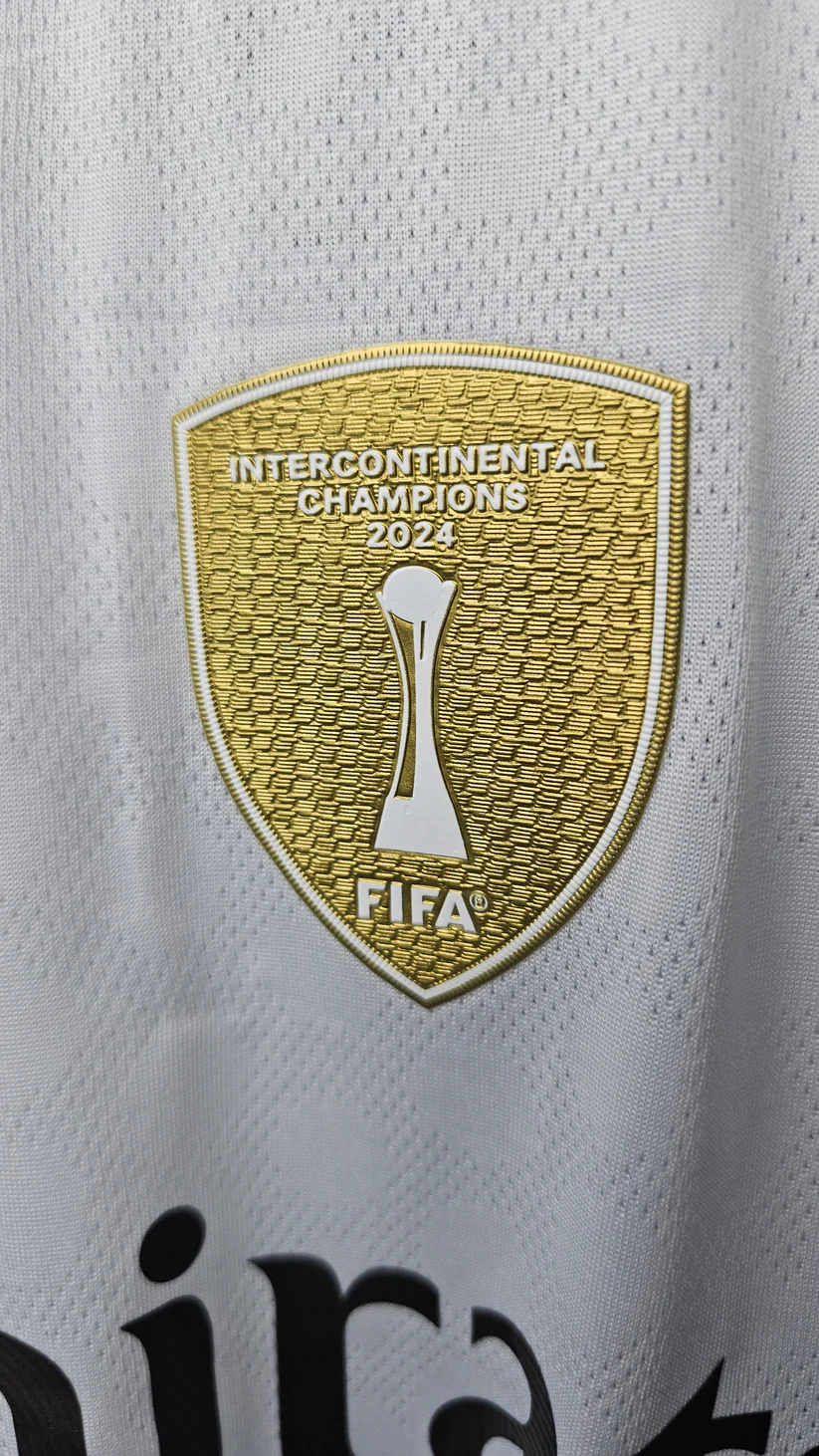 Real Madrid 2025/26 – Primera Equipación (Casa).