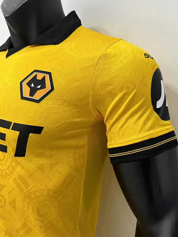 Wolves Home 25/26
