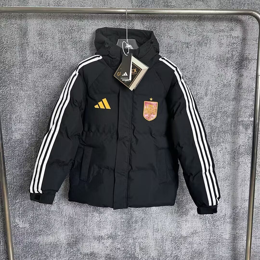 🧊🔥 España x Adidas — el invierno tiene competencia