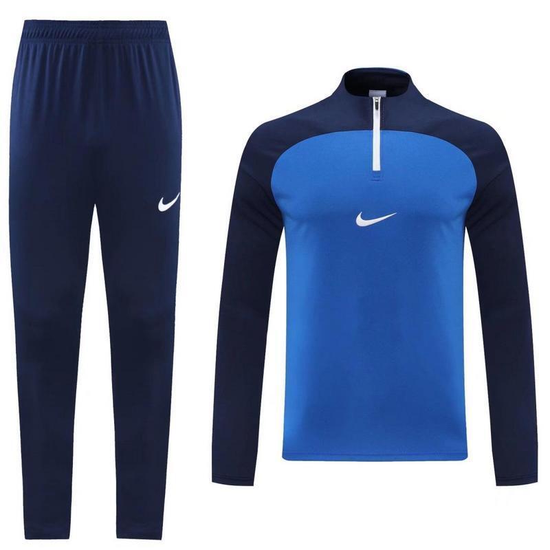 Kit de entrenamiento Nike