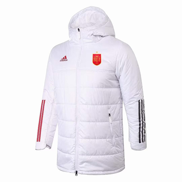 🧊🔥 España x Adidas — el invierno tiene competencia