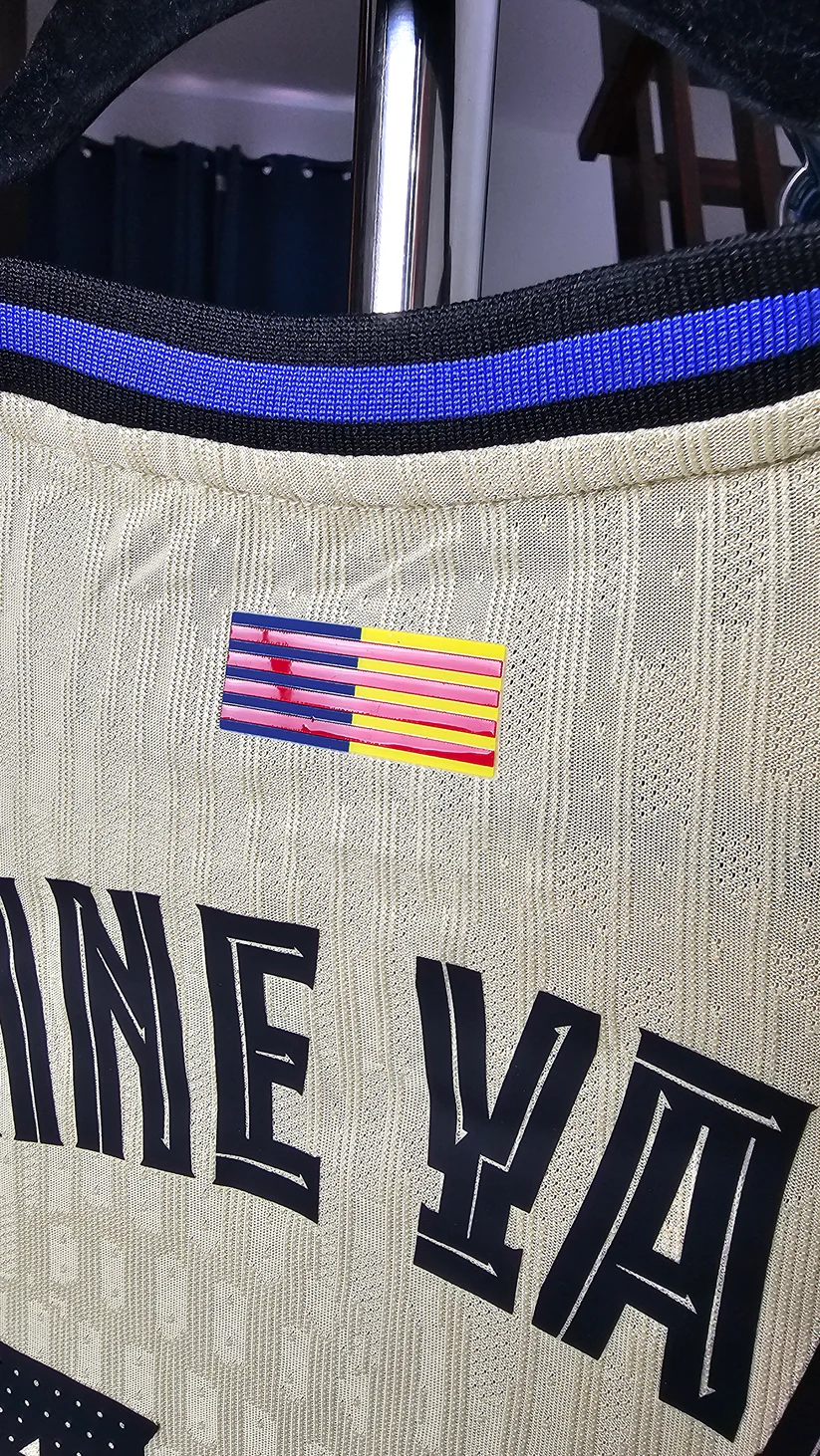 Barcelona 25/26. Equipación de Visita