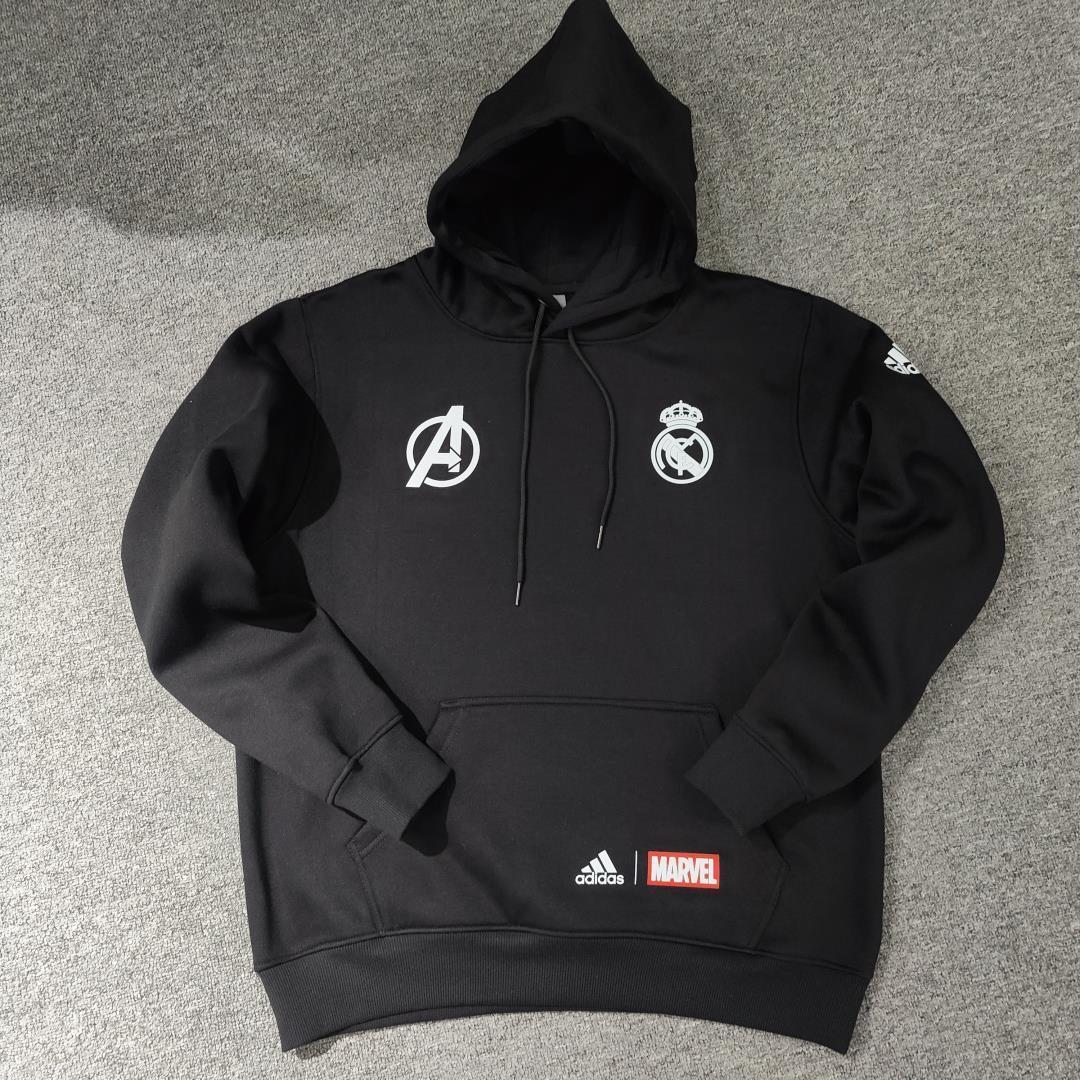 🧥 Hoodie de Entrenamiento — Real Madrid (adidas)