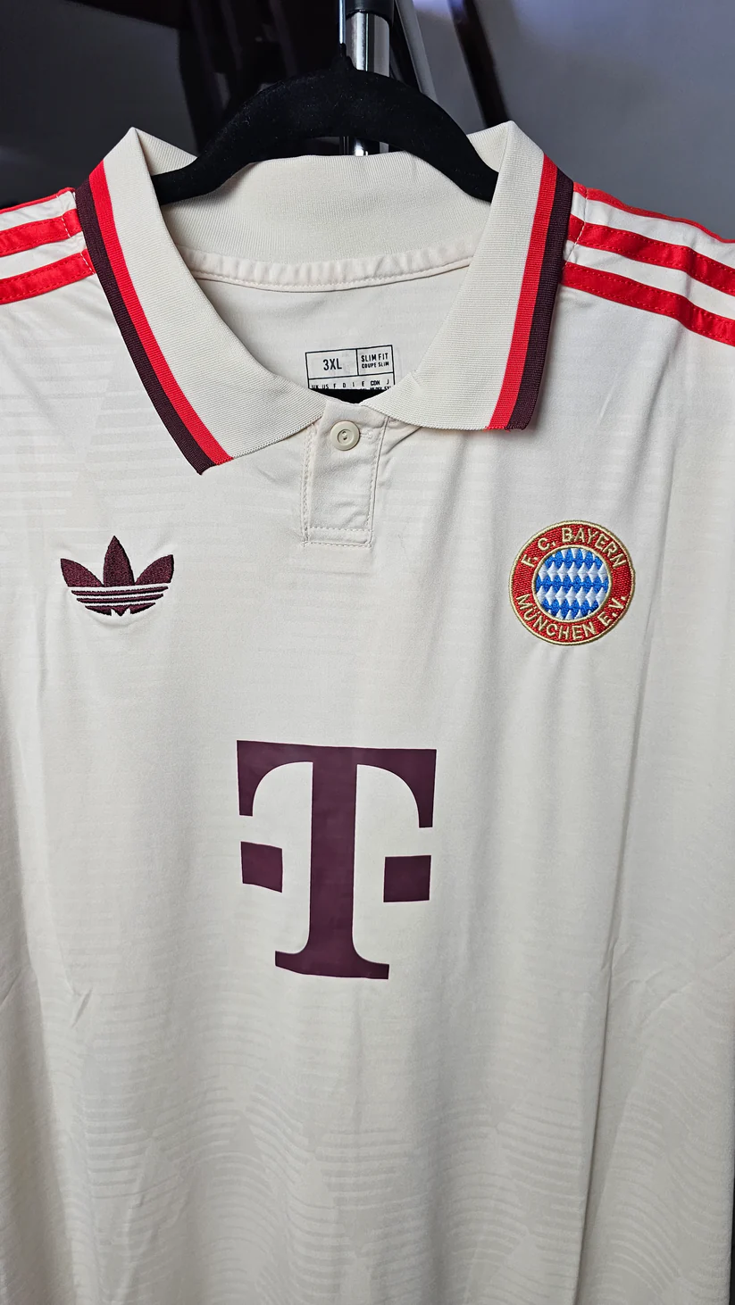 Bayern Múnich Away 24/25