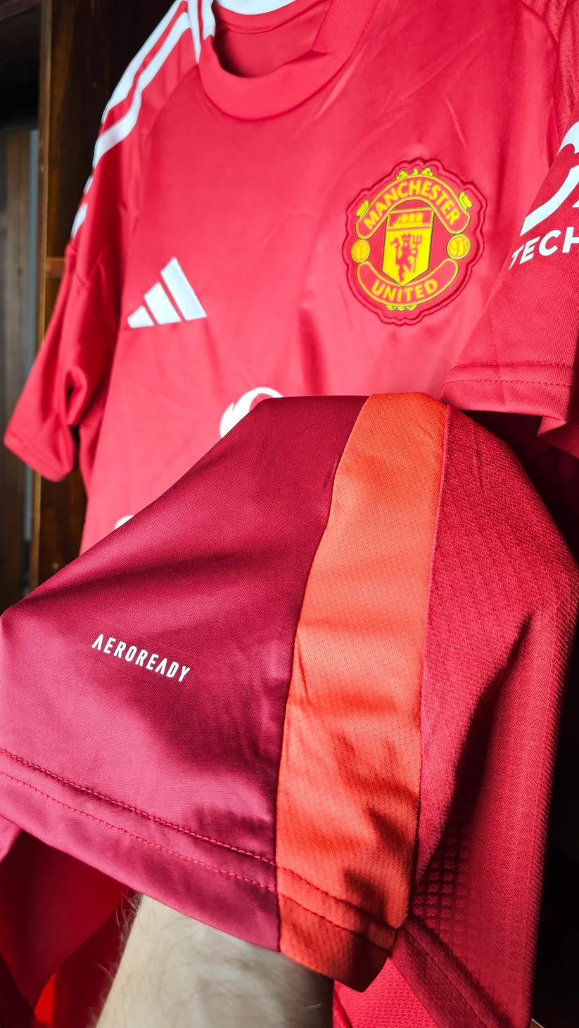 Manchester United Home 24/25