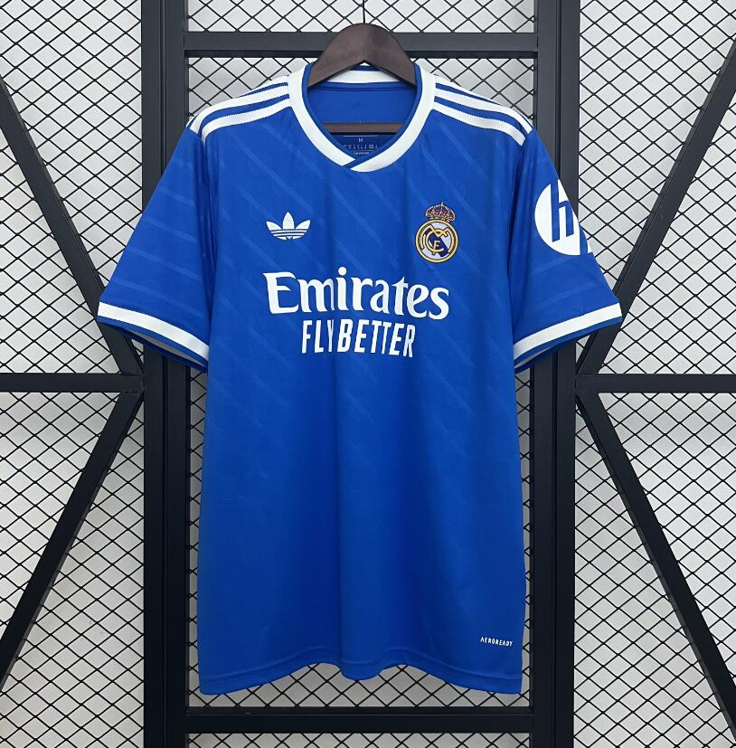 Real Madrid 2025/26 – Tercera Equipación.