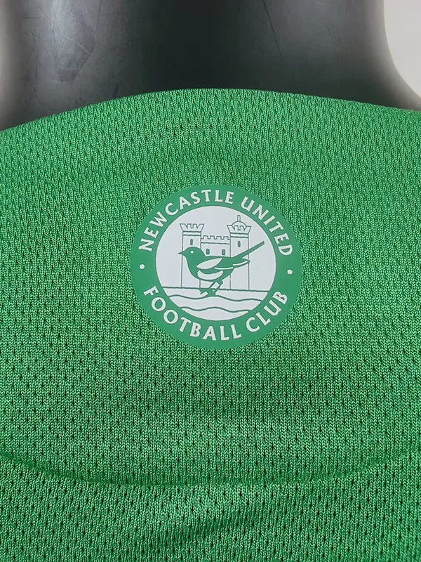 Newcastle Away 25/26