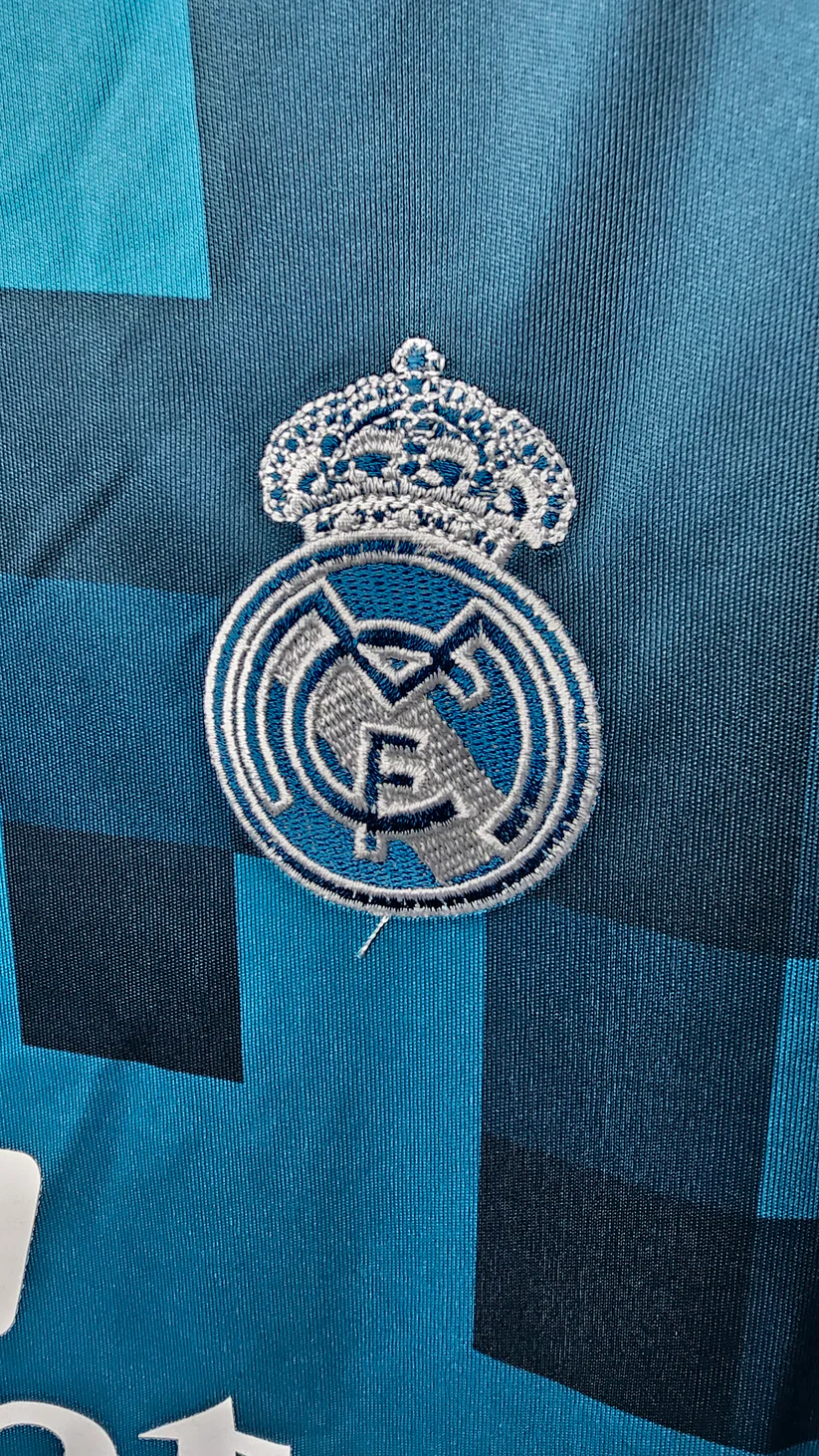 Real Madrid 17/18 Visitante