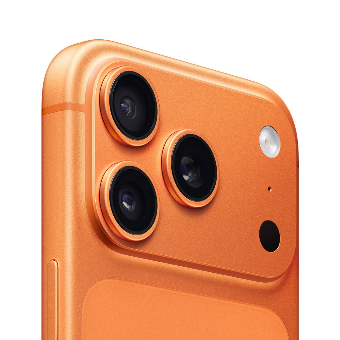 iPhone 17 Pro Max – 256 GB (Cosmic Orange)