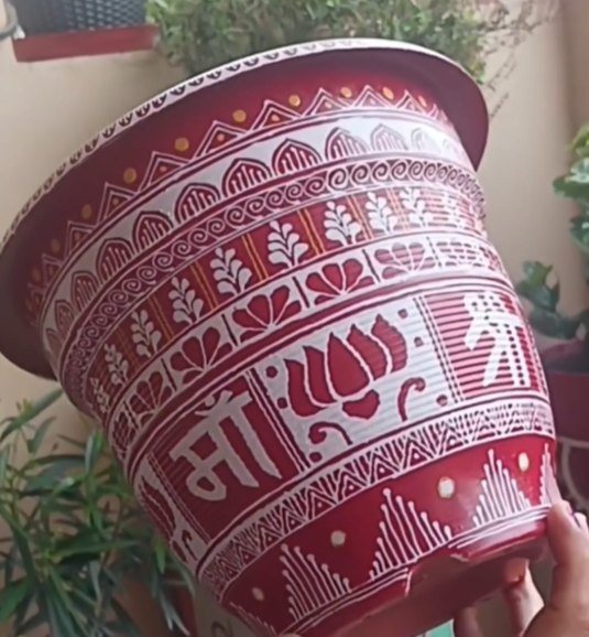 Hand-Painted Decorative Flower Pot | Hand-Painted Aipan Pot with Plate | Unique Mother's Day & Diwali Gift Planter