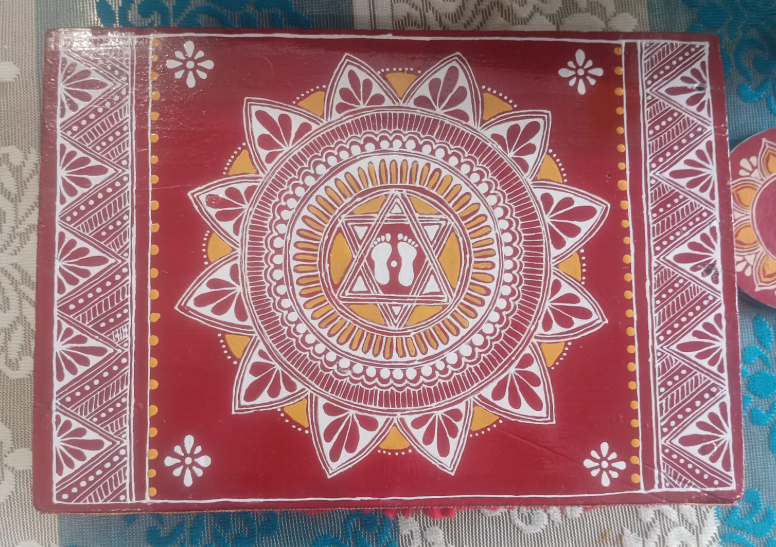 Aipan design | Handcrafted Wooden Puja Chowki