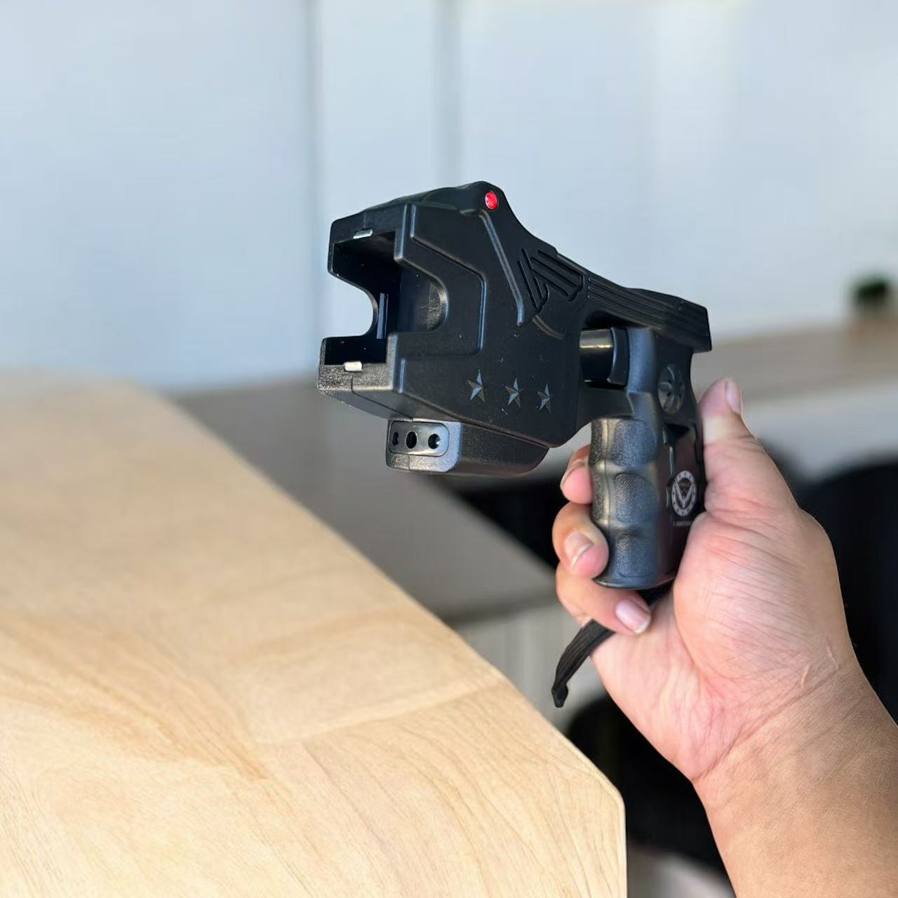 Heavy Duty Stun Gun with LED Flashlight, 15 Foot Range, 1.80 µC Painful， Rechargeable Self Defence Stun Gun for Man and for Woman, Safety Switch,Essential for Personal Self-Protection