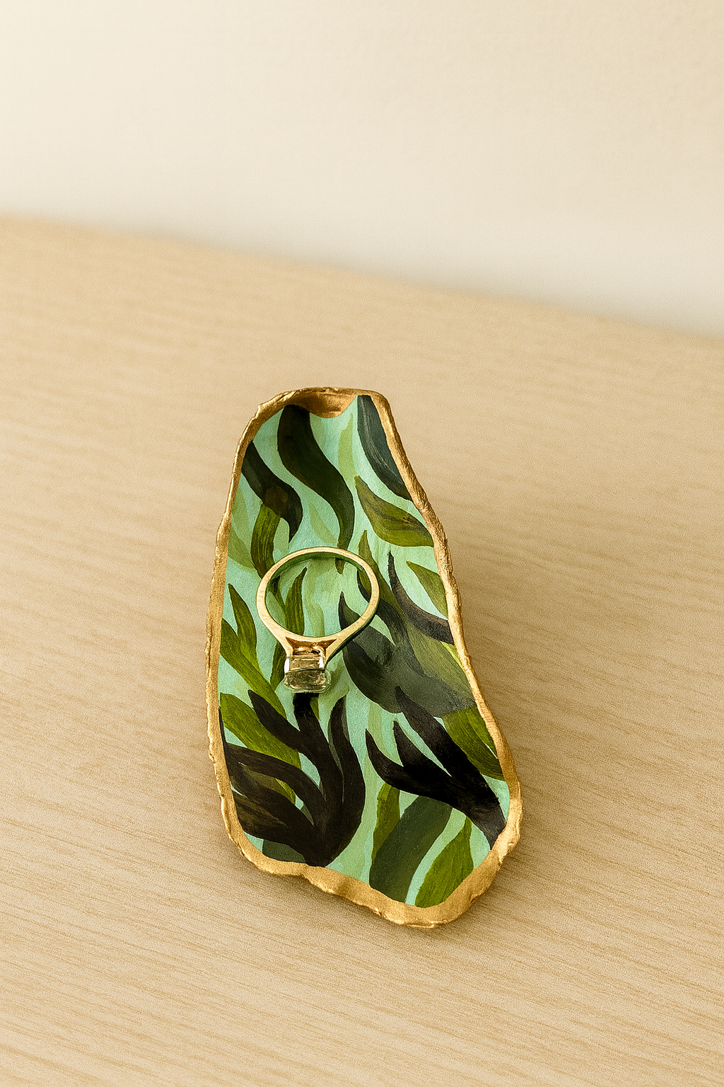 Hand-painted Oyster Trinket Dish Kelp