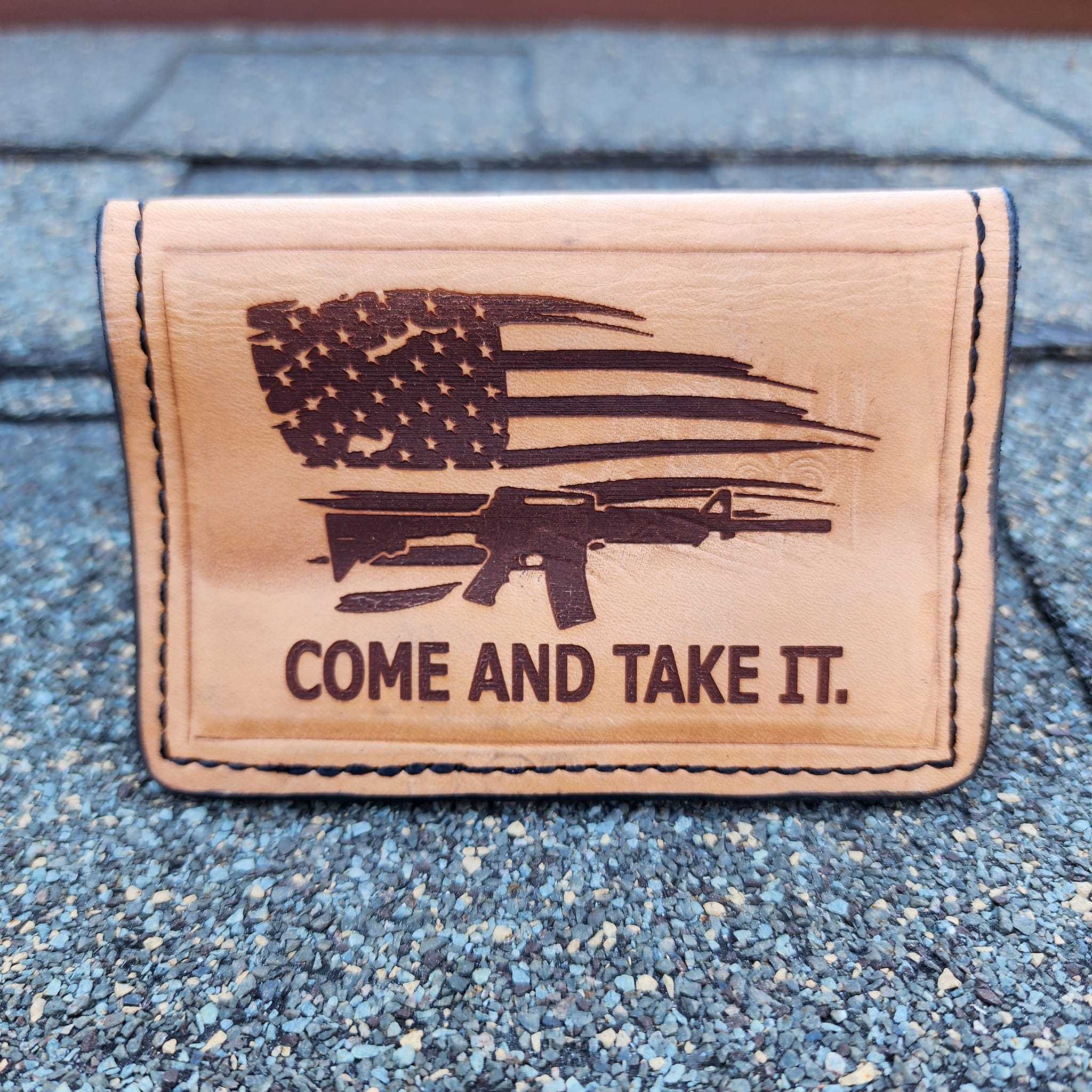 Leather Minimalist Wallet With Patriotic Design