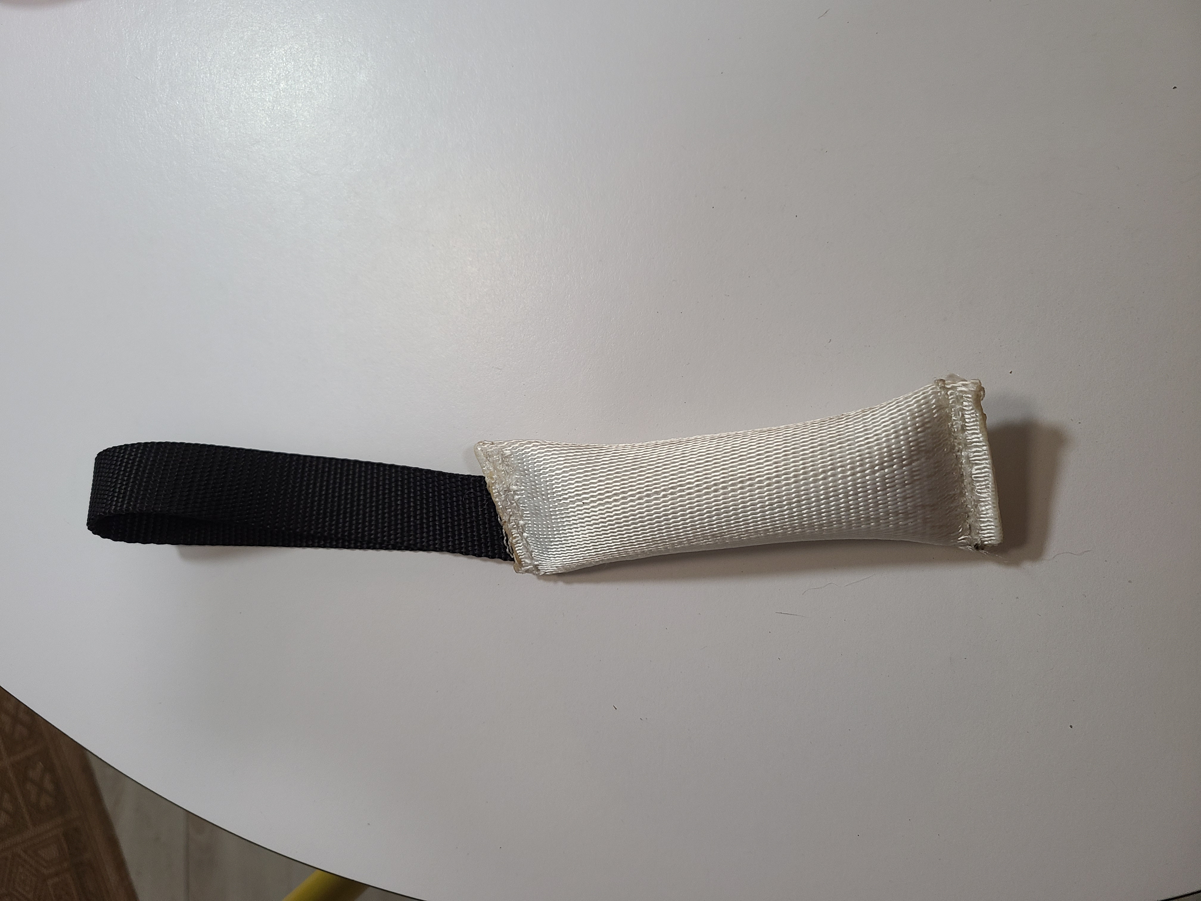 Small single handle interaction toy