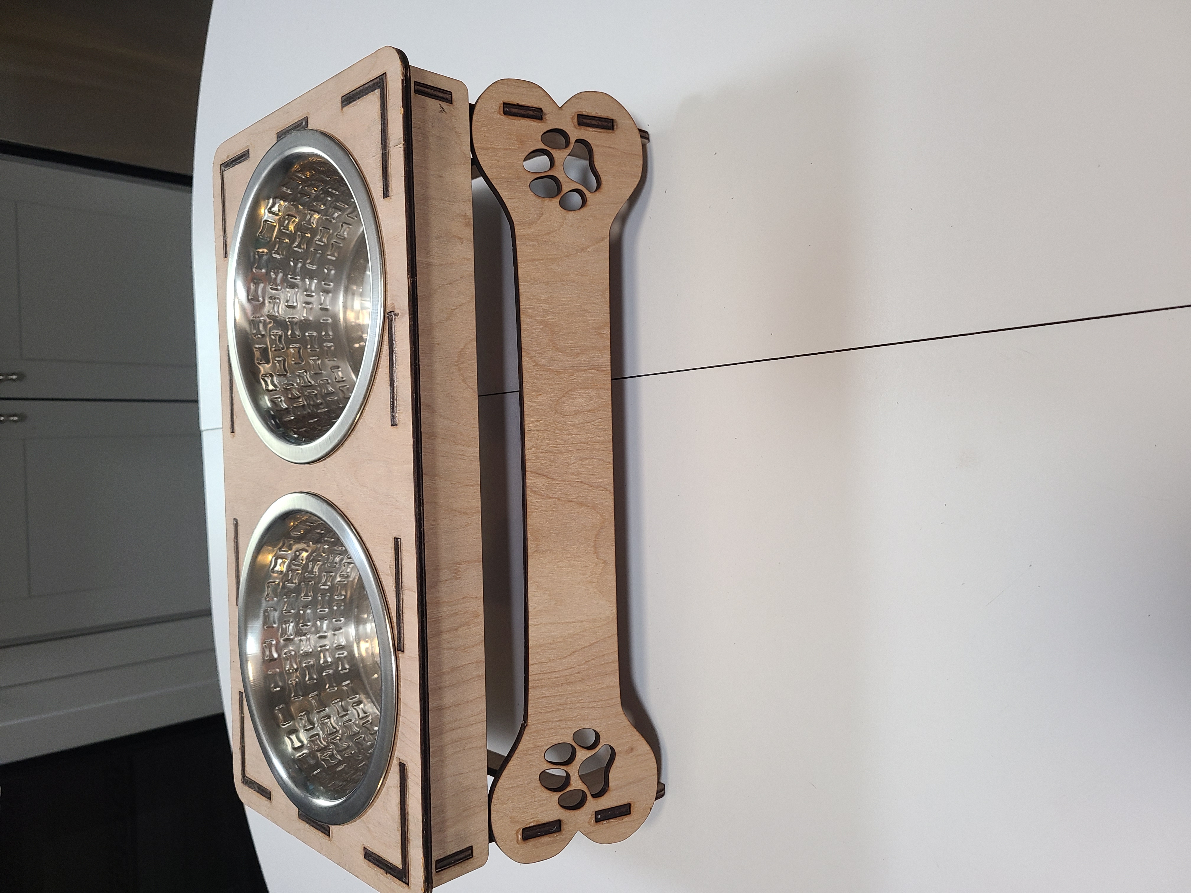 Small Wooden Elevated Pet Feeder