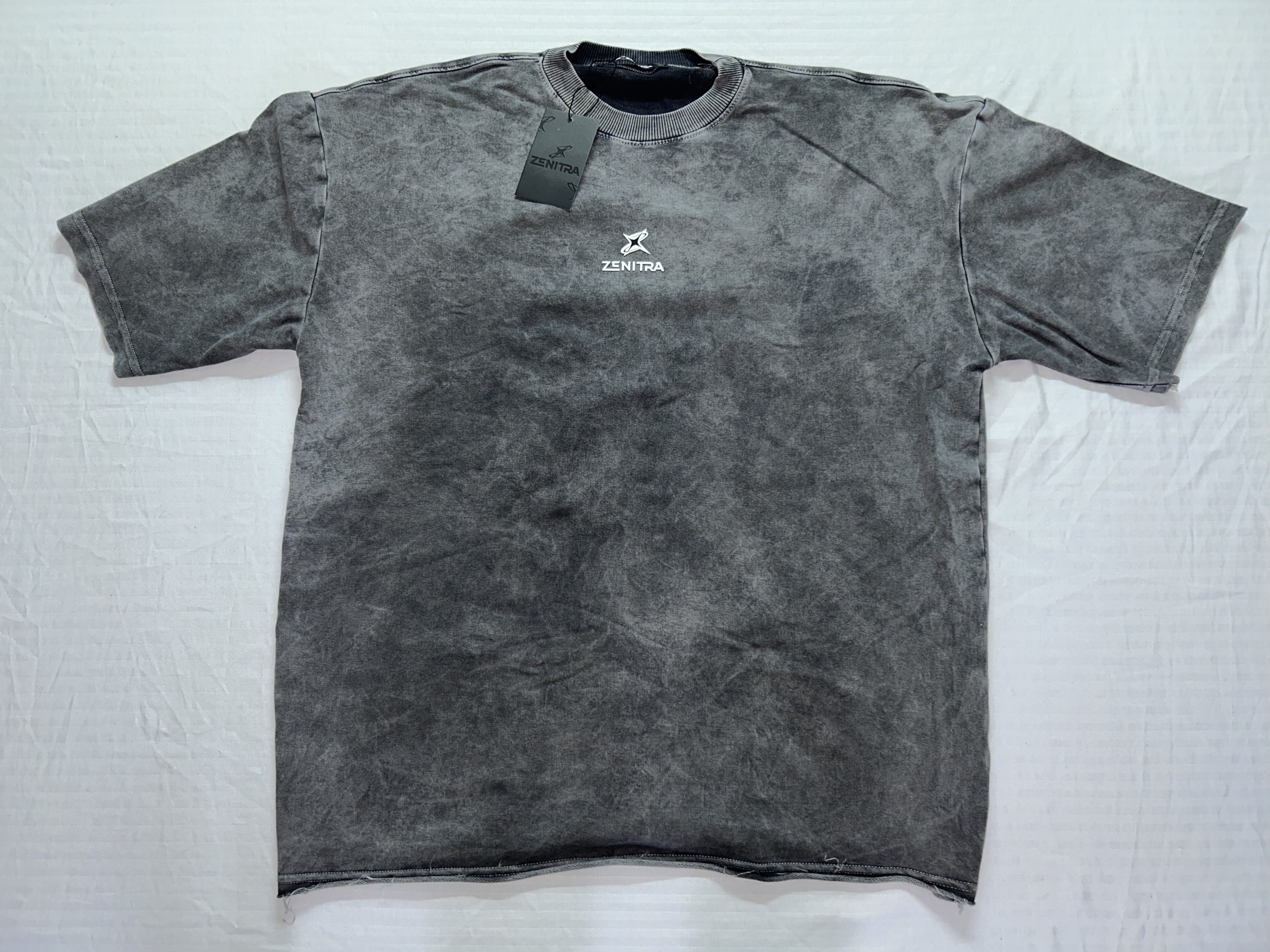 Camiseta "BLEAK" GRIS Zenitra