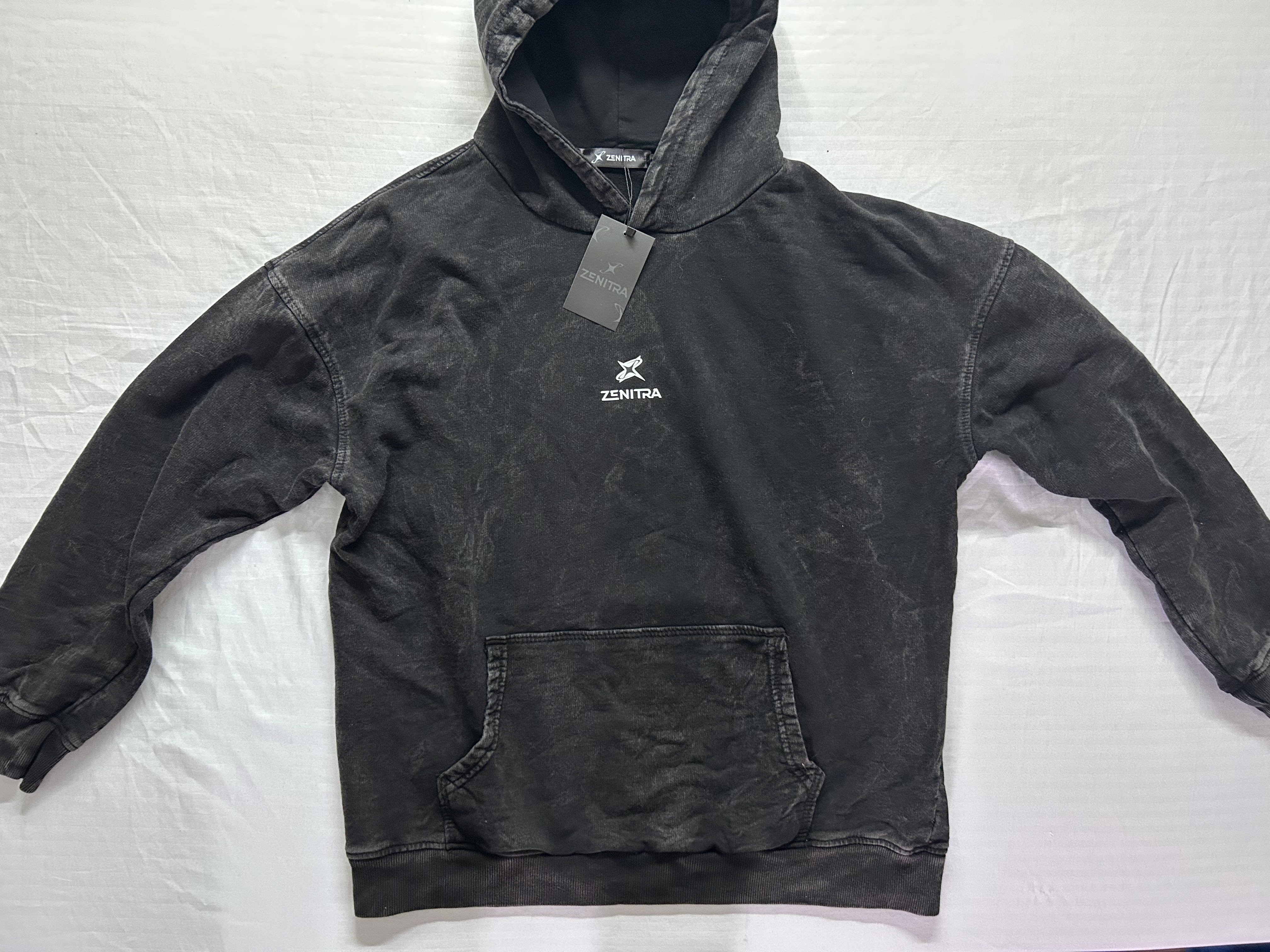 Hoodie "ECLIPSE" Negro Zenitra