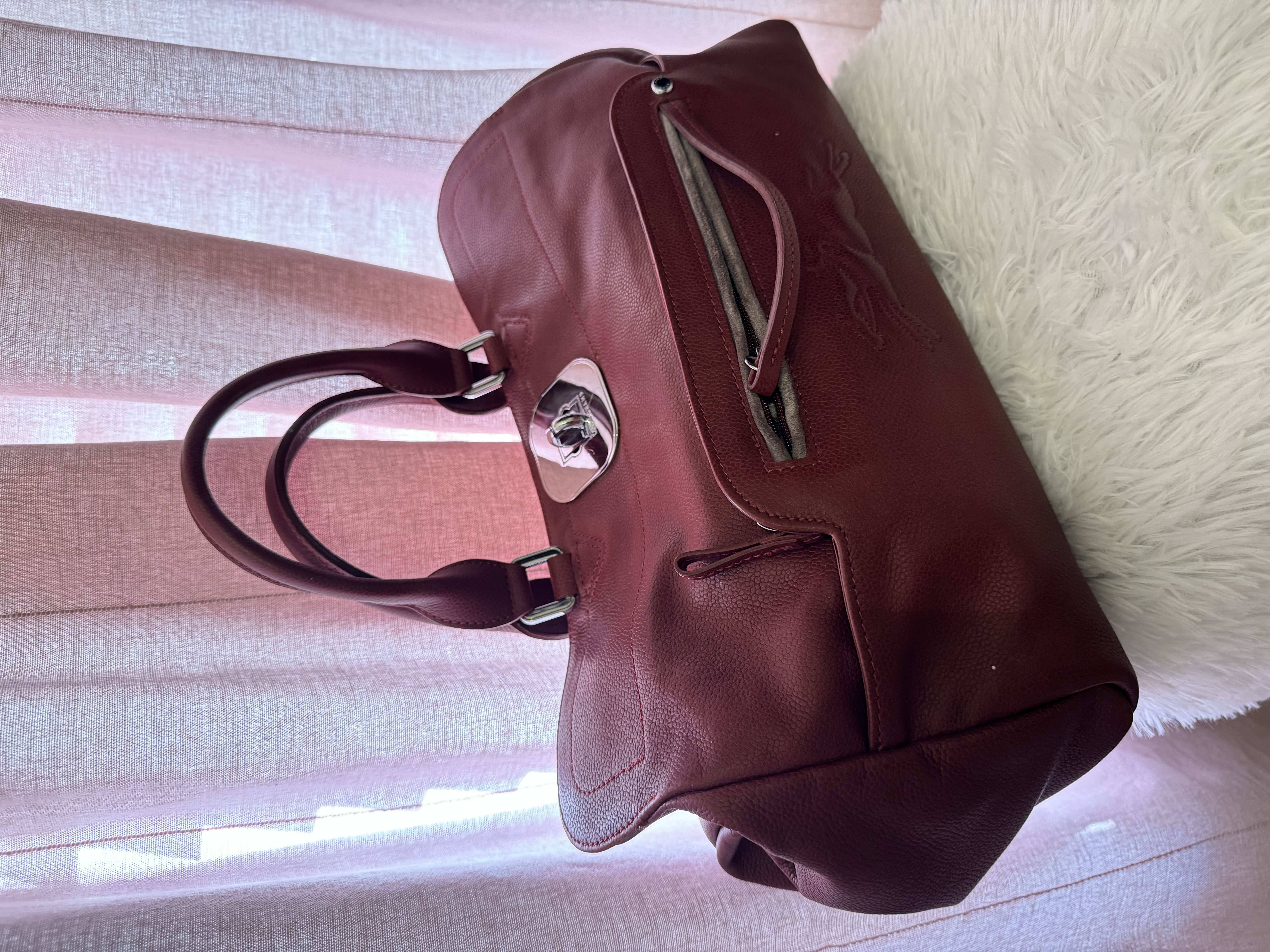 Long Champ Elegant Burgundy Leather Handbag