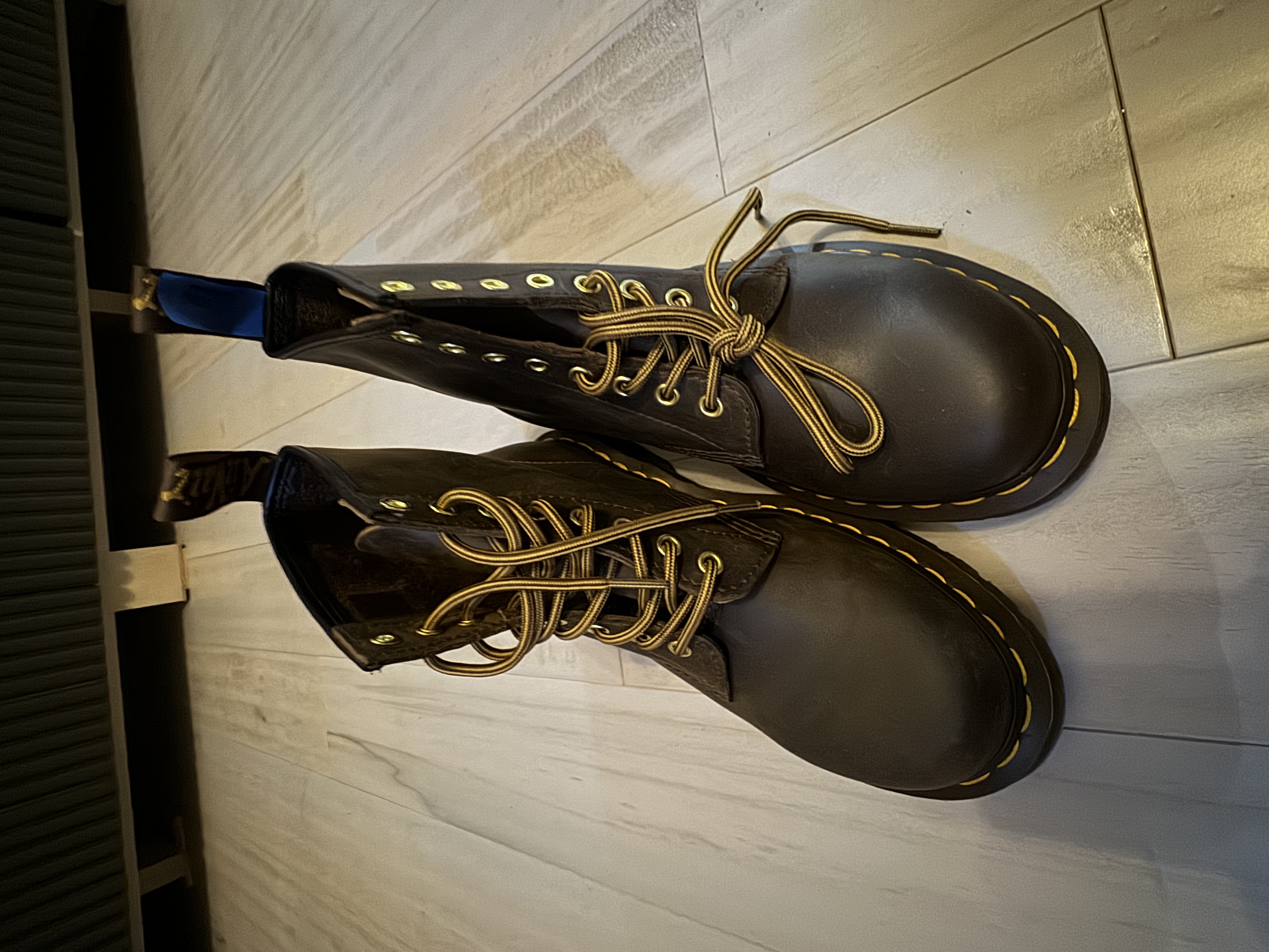 Dr Martens Black Leather Lace-Up Boots US 8 Women