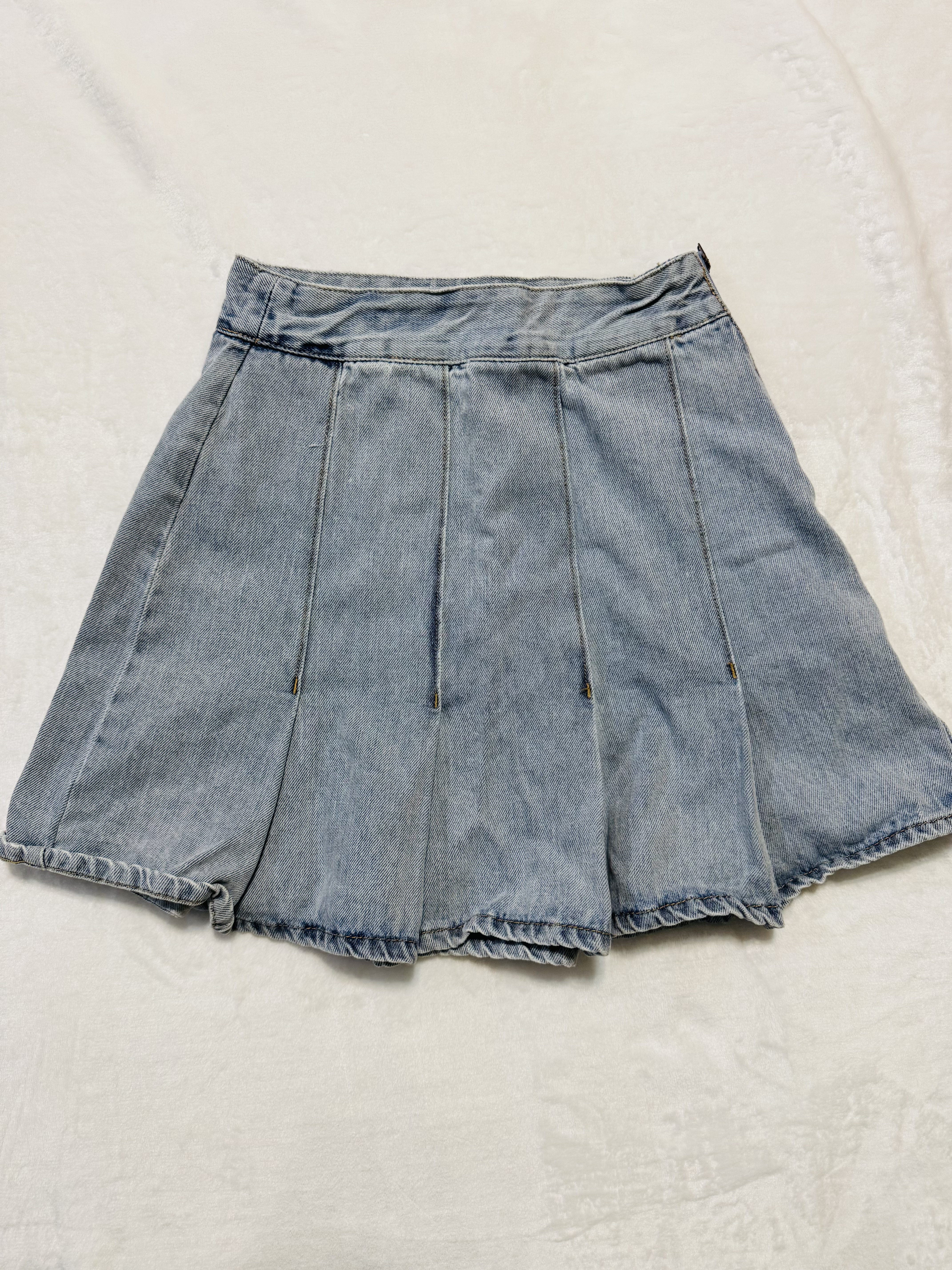 Denim Pleated Skirt size 24