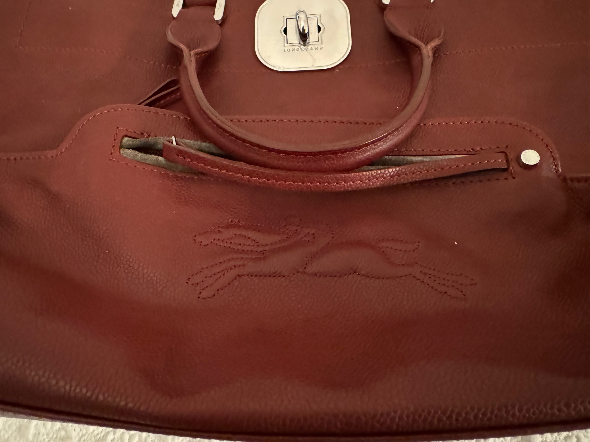 Long Champ Elegant Burgundy Leather Handbag