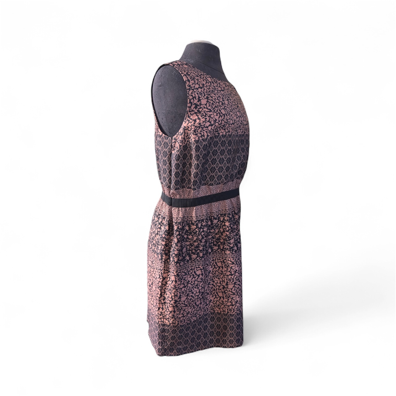 Loft Elegant Sleeveless Dress size  L/P