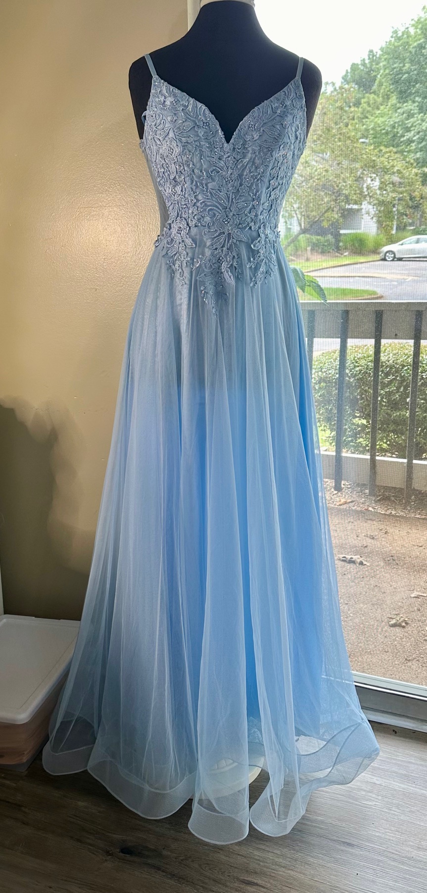 Say Yes to the PROM Elegant Blue Evening Gown size 3/4