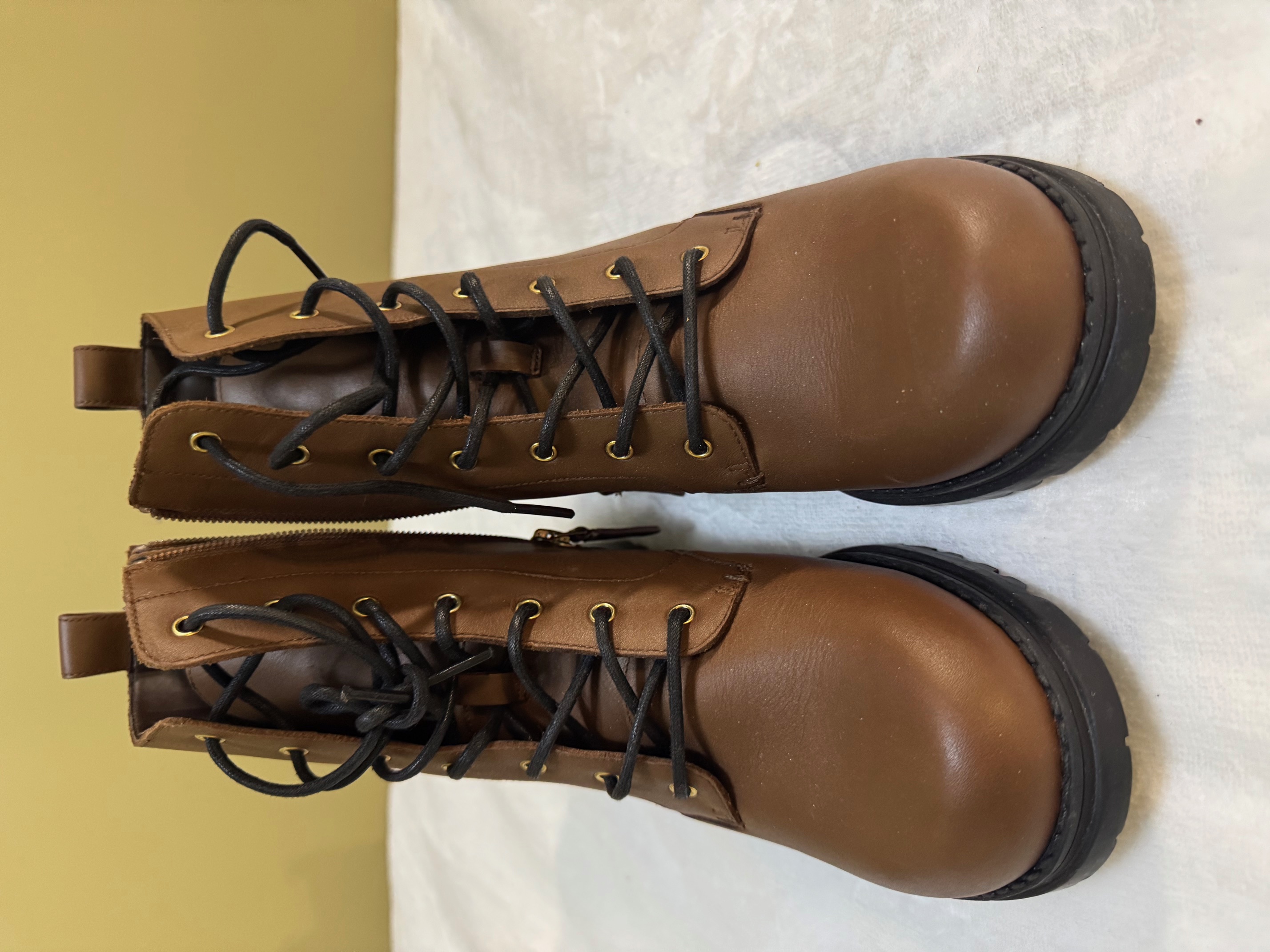 Colehaan Women's Brown Leather Combat Boots size 8