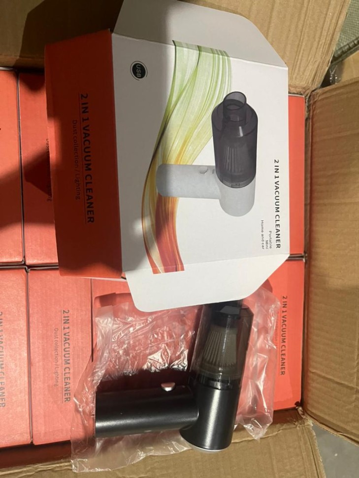 2-in-1 Vacuum Cleaner