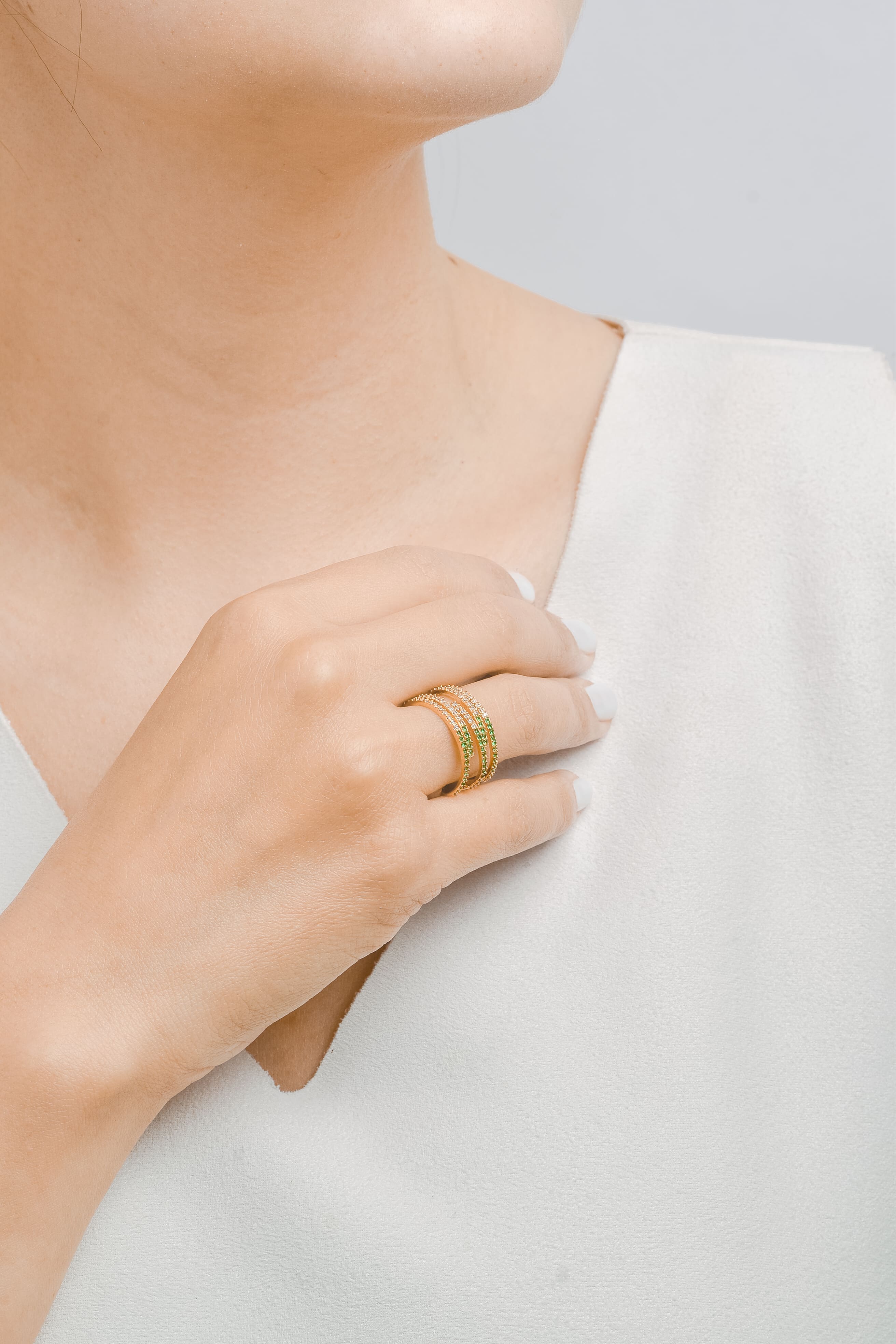 Anillo 5 lineas brillantes blanco