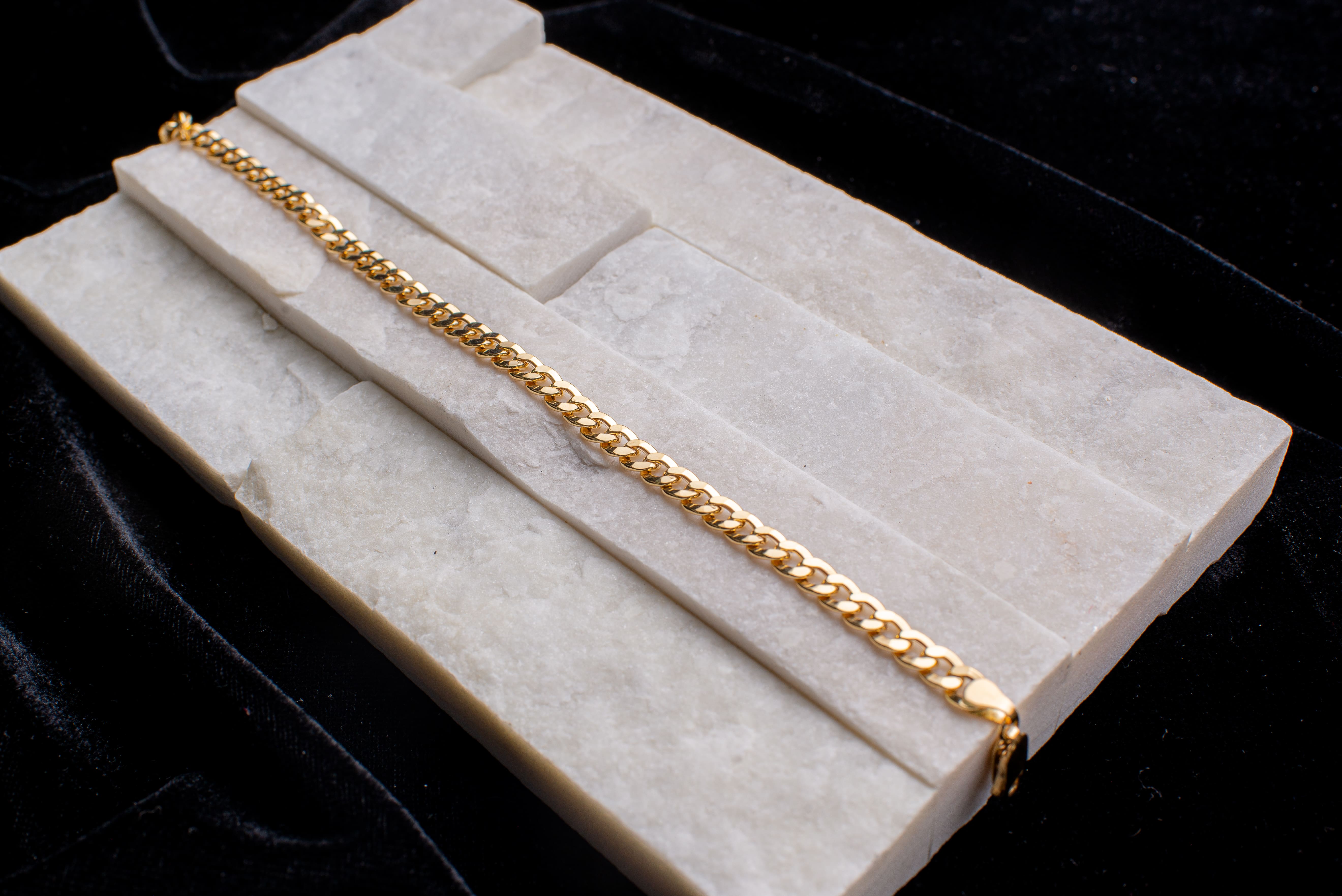 Pulsera Cubana Oro 18K Versátil