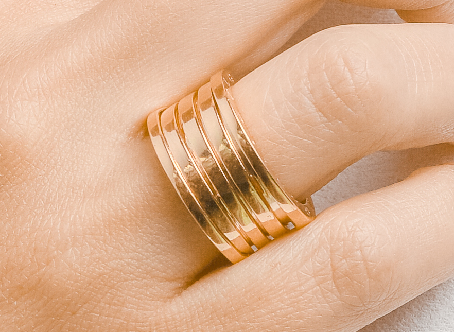 Anillo ancho tipo Bulgary Oro amarillo 18 k