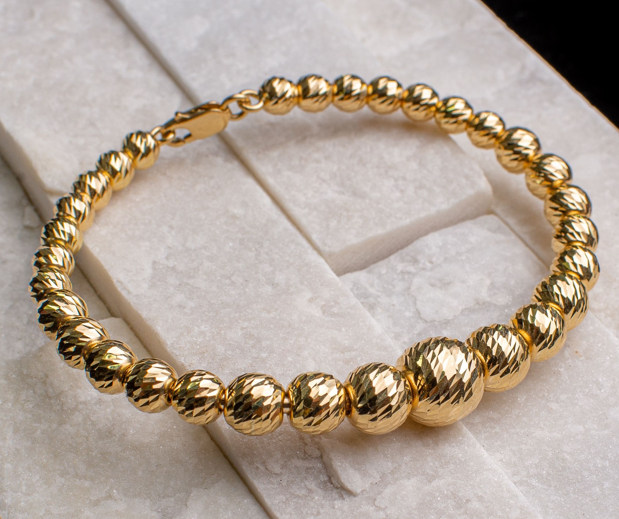 Aro Esferas Diamantado Oro 18K Sofisticada