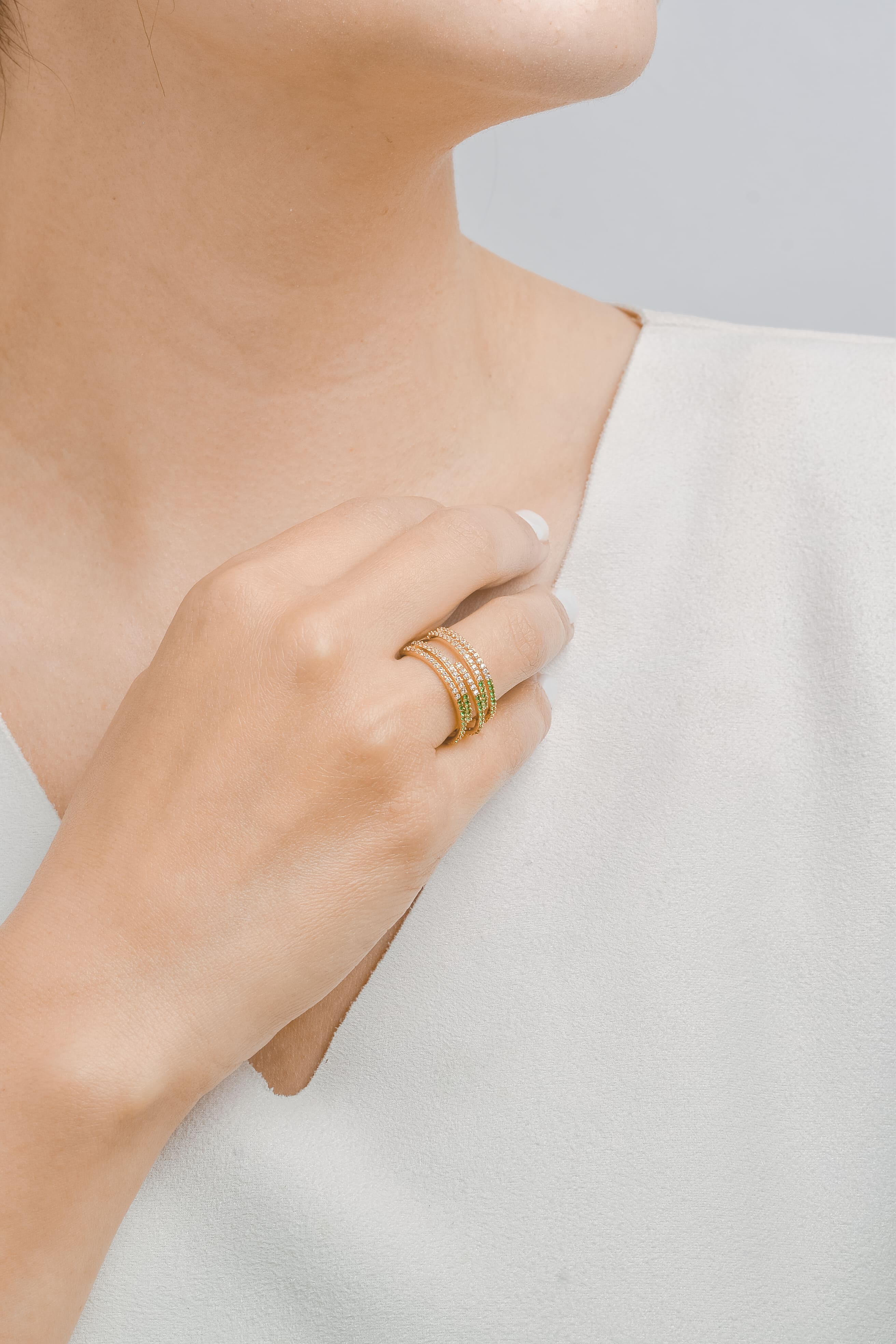 Anillo 5 lineas brillantes blanco