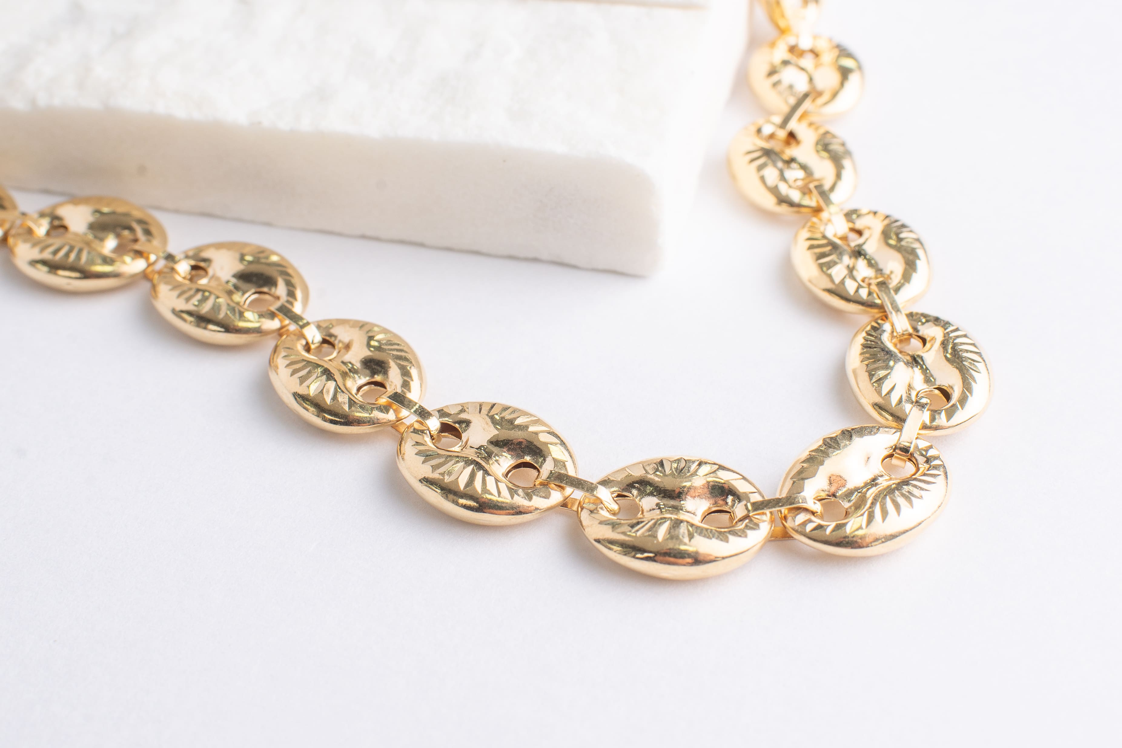 Cadena Gucci Diamantada Gran Formato Oro 18K Macizo