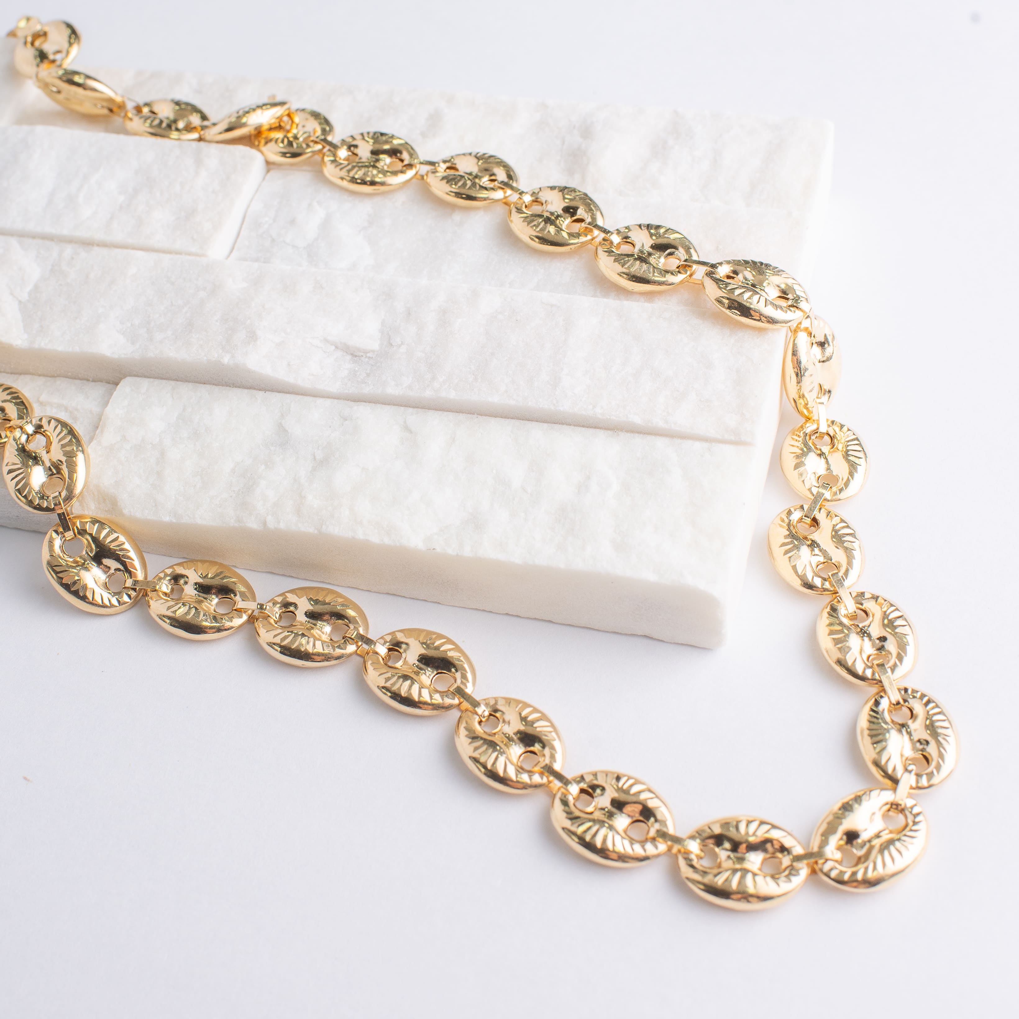 Cadena Gucci Diamantada Oro 18K Macizo Brillante Exclusiva