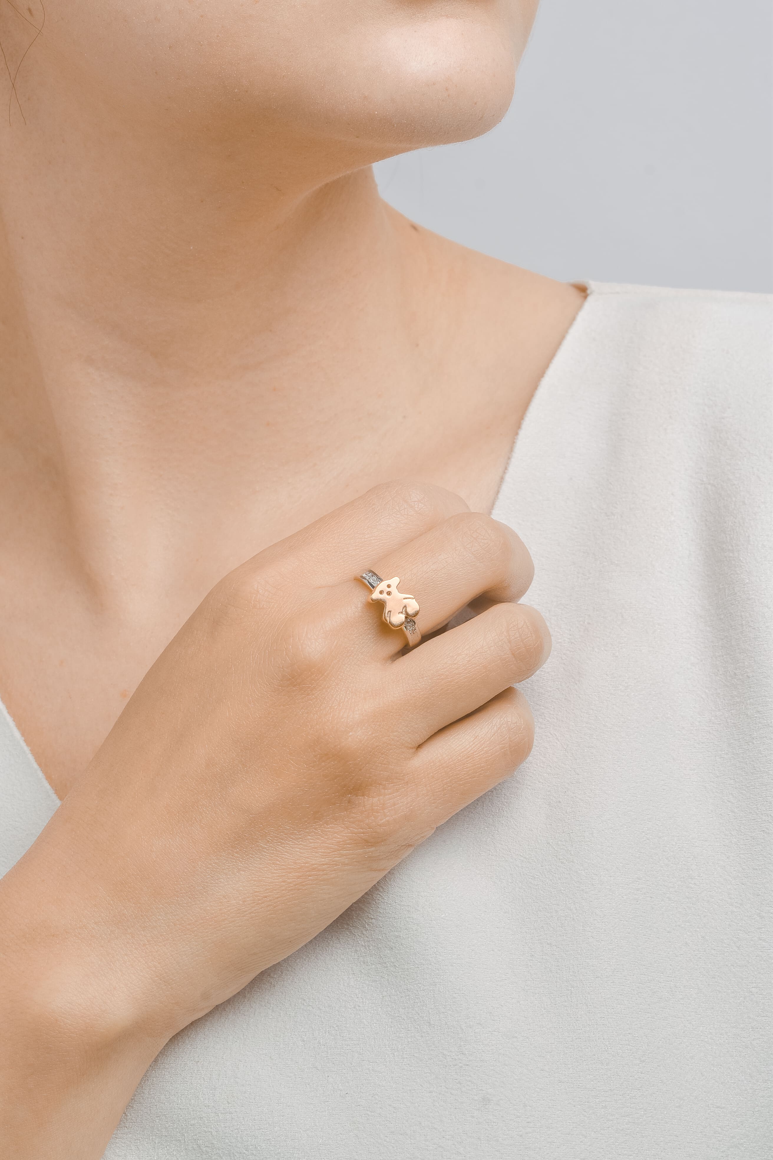 Anillo TOUS oro blanco con brillantes 