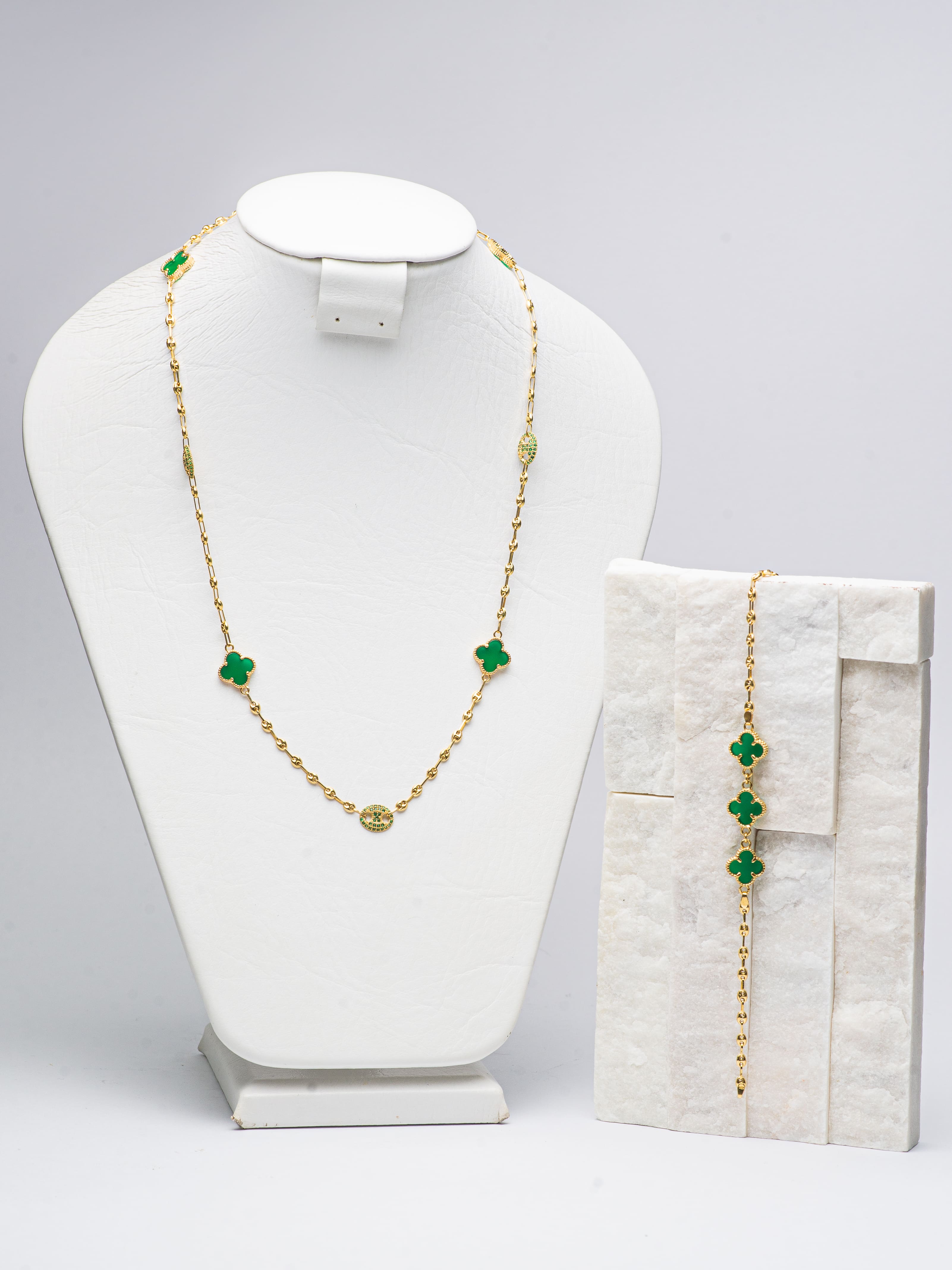 Juego Van Cleef Verde Oro 18K Versátil