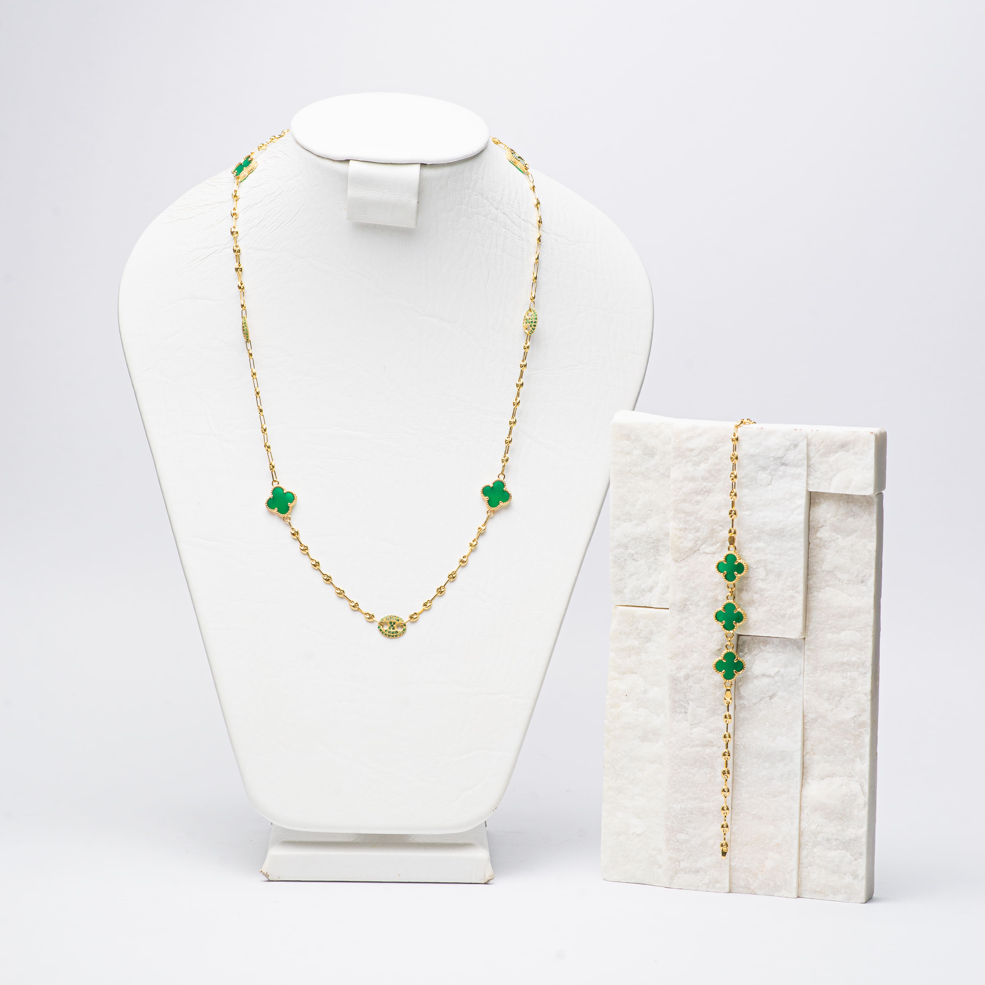 Juego Van Cleef Verde Oro 18K Versátil